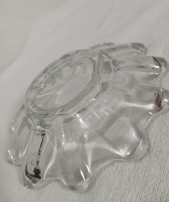 Vtg Sun Flower Pressed Clear Glass Candle Holder Bowl Trinket Dish 5.5″ USA