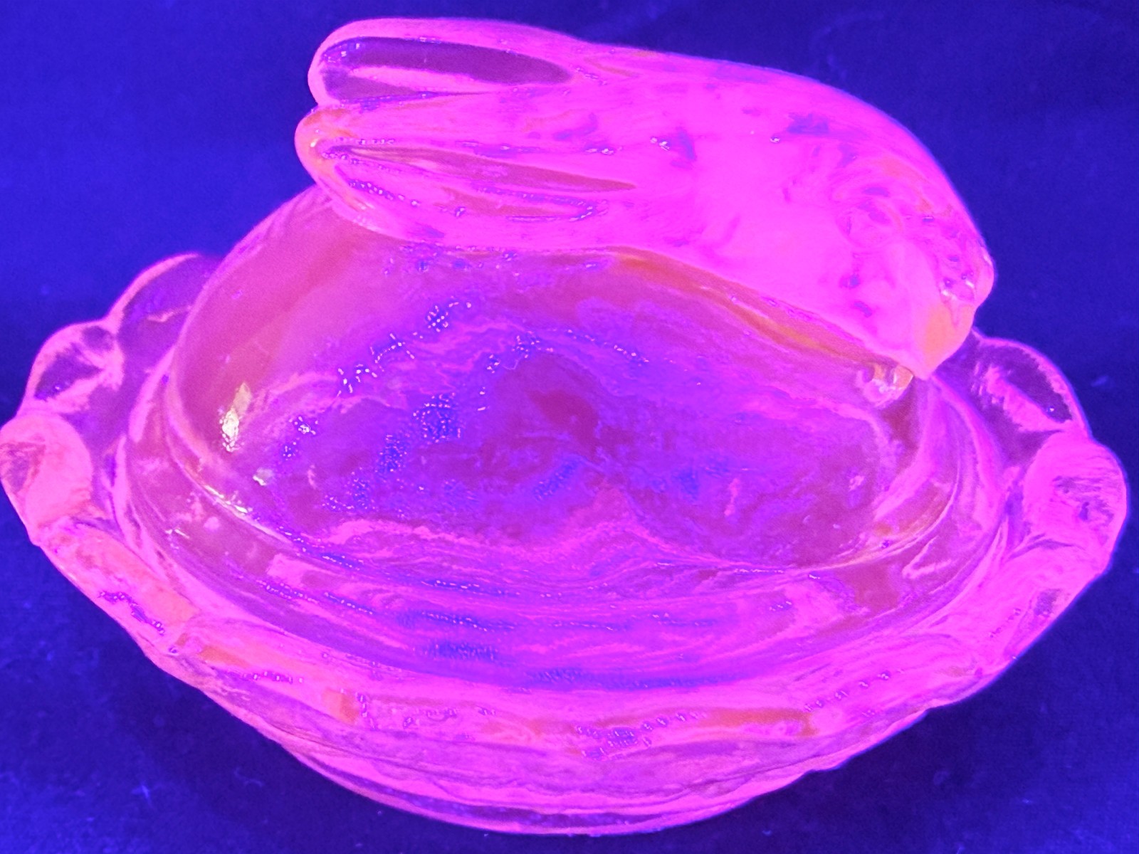 Teal green Vaseline Uranium glass Bunny rabbit on nest basket Easter salt cellar