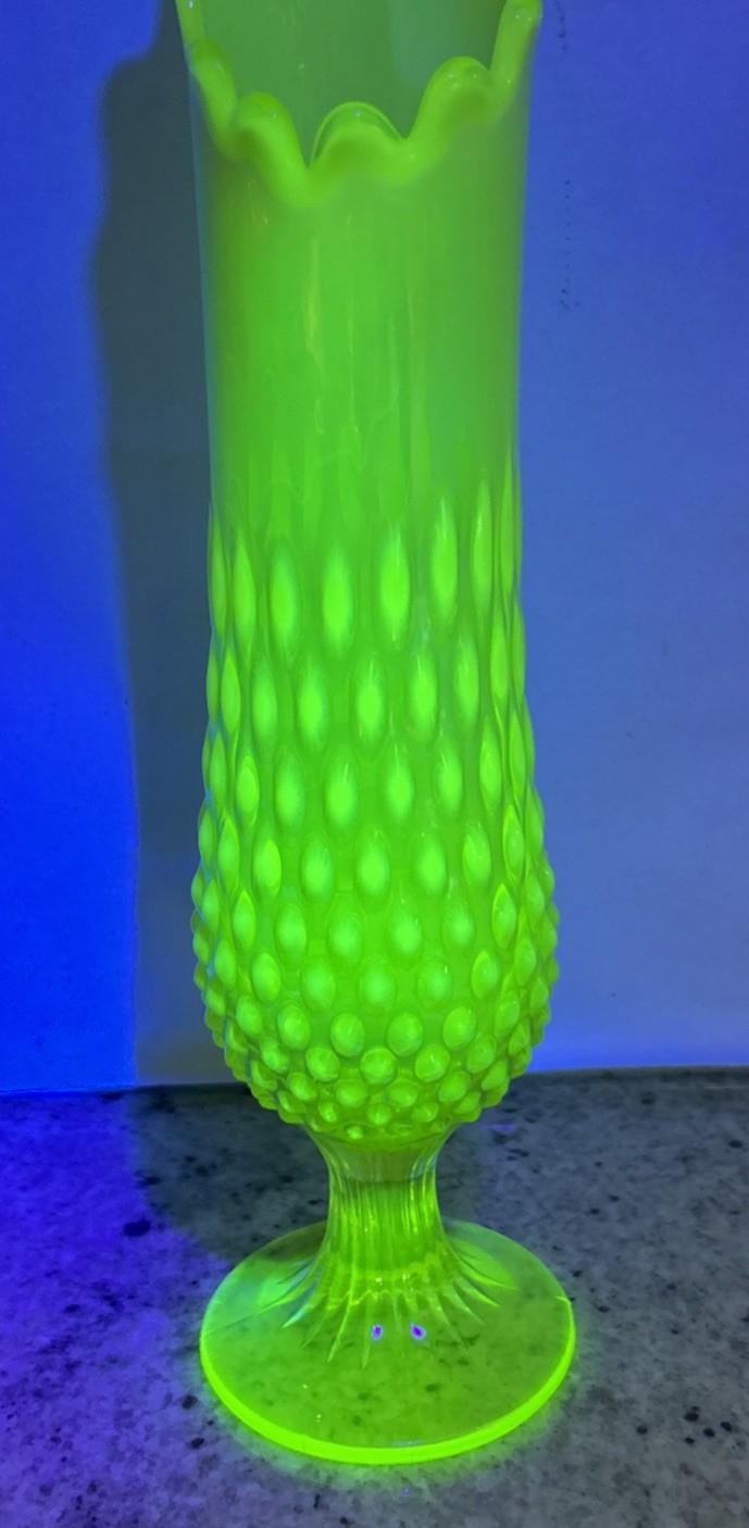 Beautiful Fenton Art Glass Uranium Green Opalescent Hobnail Swung Vase 13”-H