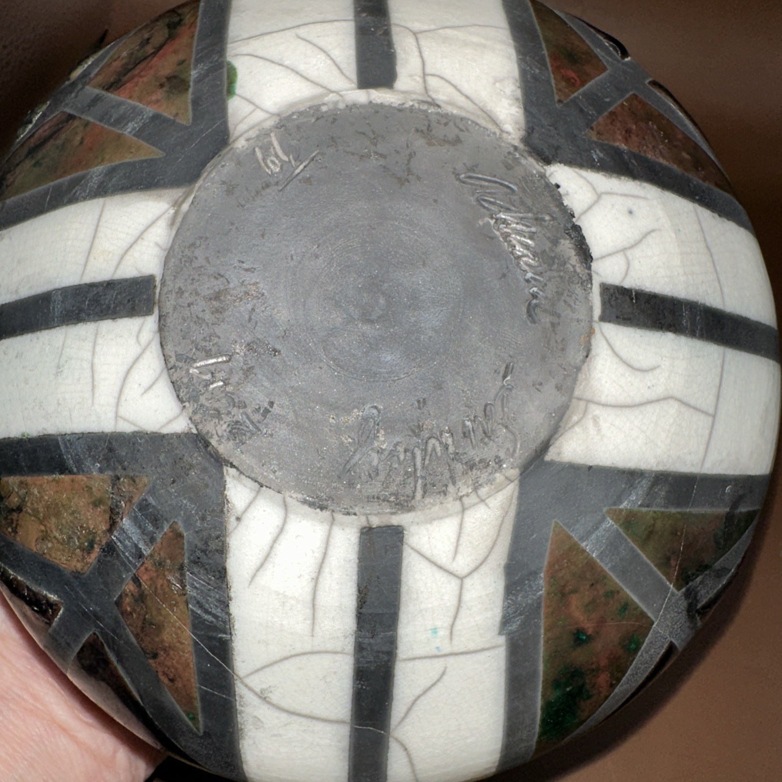 RAKU ART POTTERY VASE ARTIST SIGNED AND DATED 4.5H X 5.5W