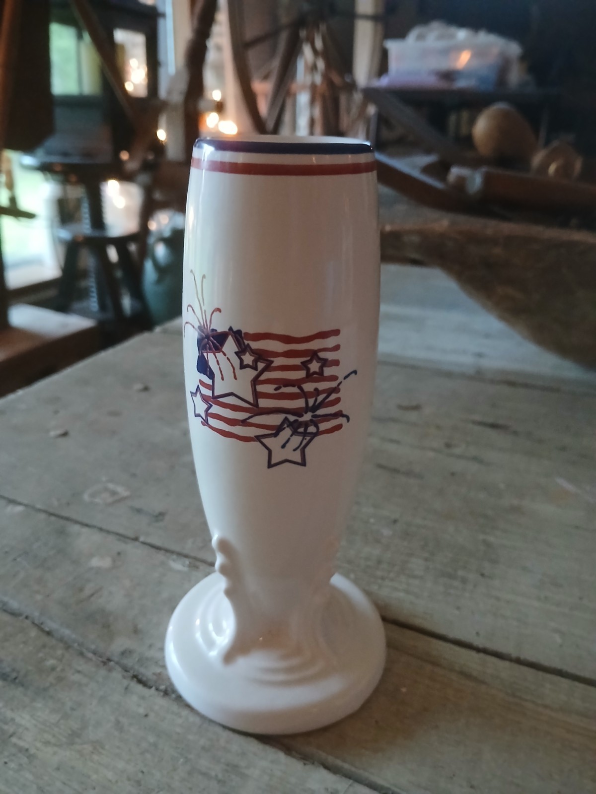 Fiesta White Patriotic Holiday 4th of July Fireworks Stars Bud Vase 6 1/4″ Tall