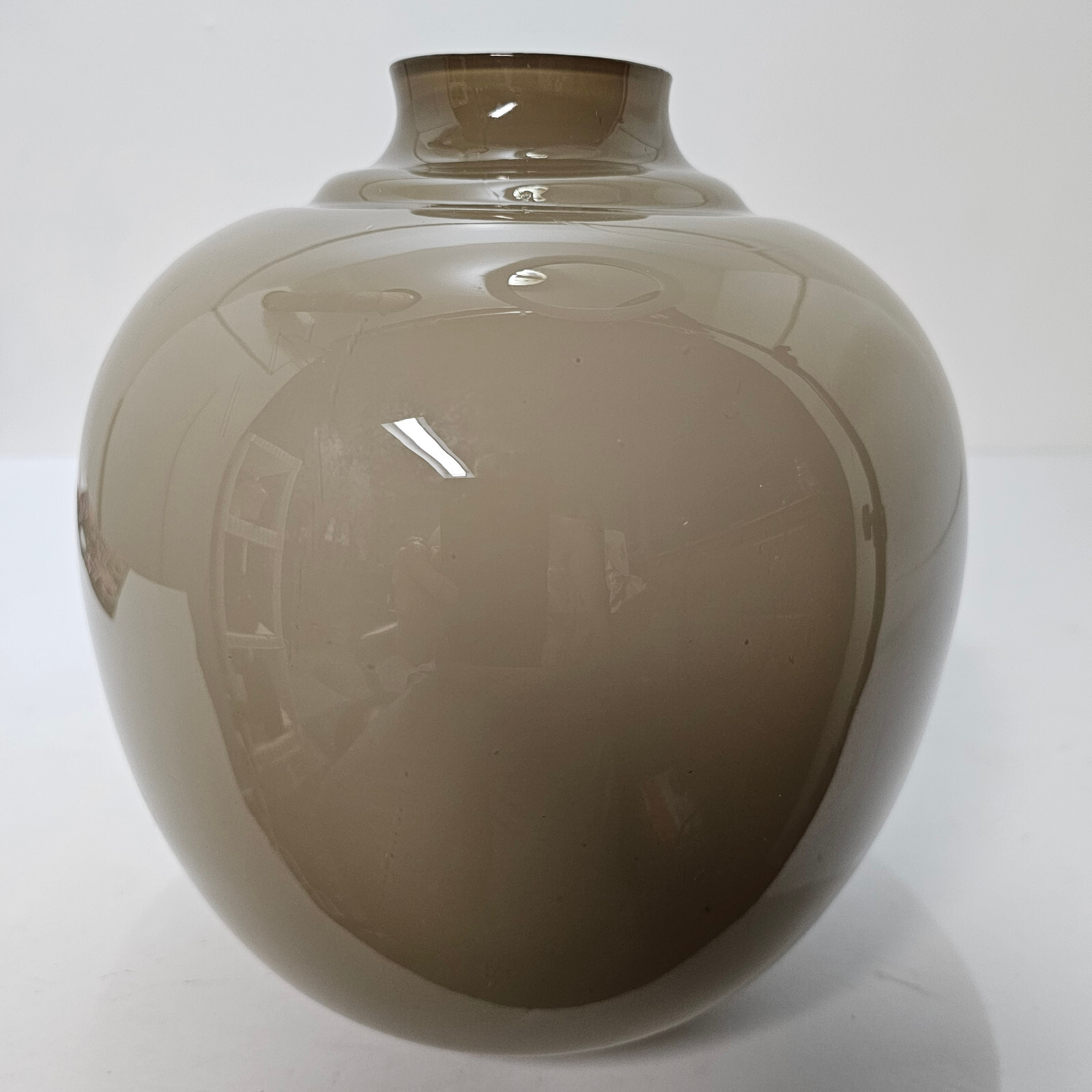 Hand Blown Green & White Art Glass Cased Vase 9″ X 7 1/2″ VGC