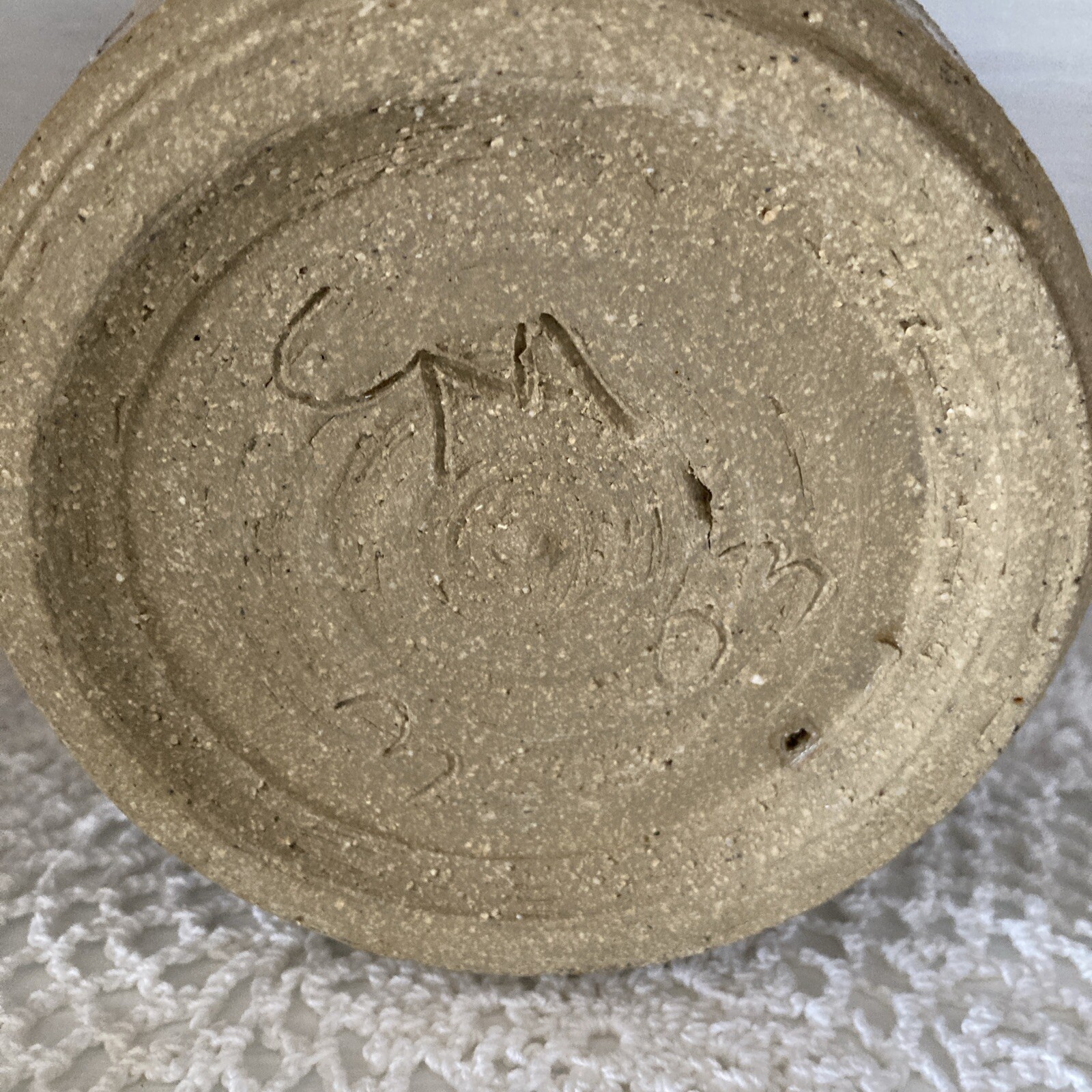 CM Pottery Vase Signed Hand Crafted Earthtone Studio Art Pottery Primitive 3-63
