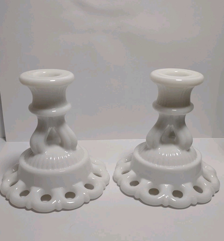 Vintage Milk Glass Westmoreland Doric Lace Edge Candle Stick Holder
