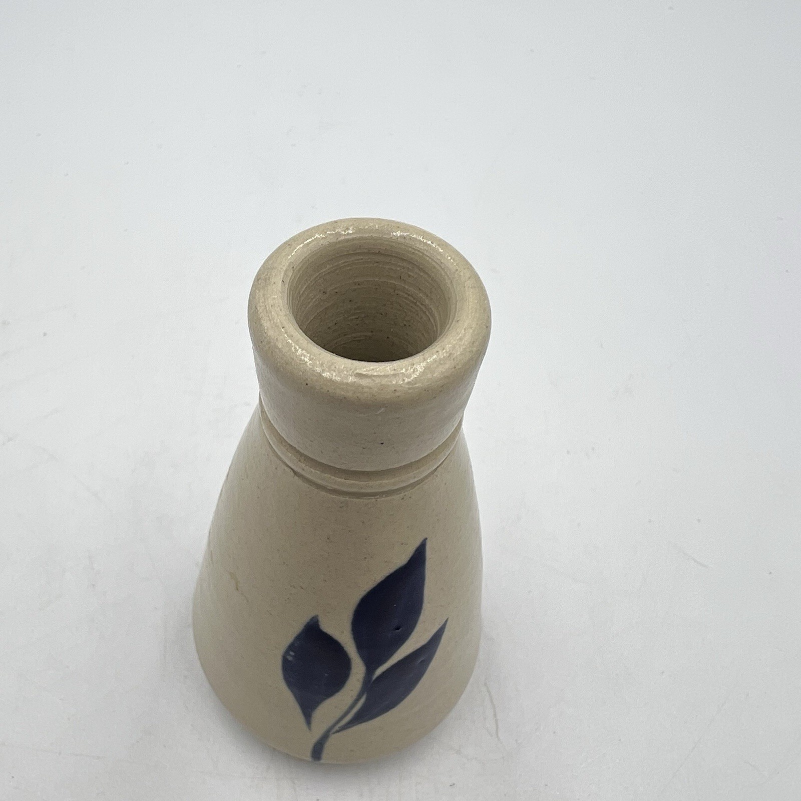 Williamsburg Pottery Stoneware Salt Glazed Bud Vase Hand Painted Blue Leaf 3.3”