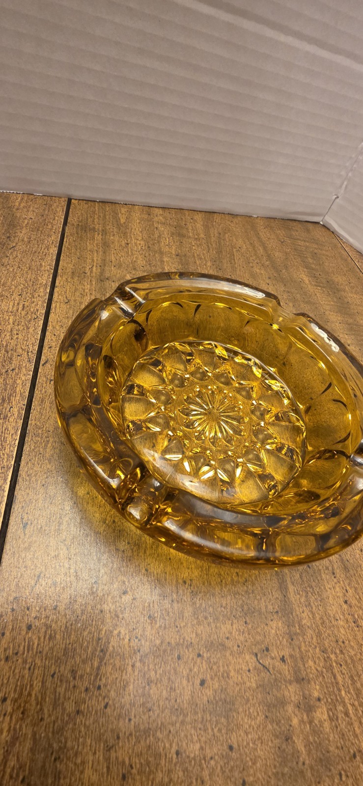 Vintage Amber HONEY Glass ASHTRAY ANCHOR HOCKING FAIRFIELD 6″ CIGAR CIGARETTE