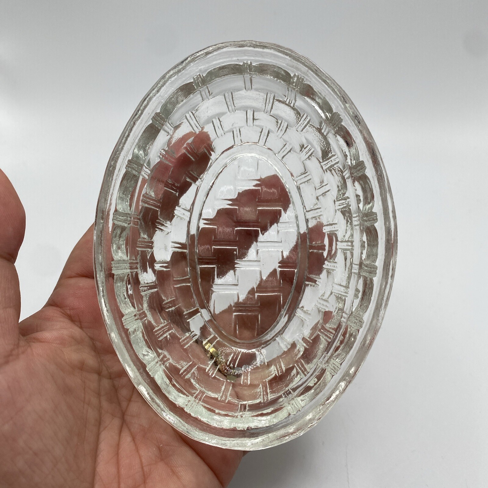 Vintage LE Smith Clear Glass Bunny Rabbit On A Nest Covered Candy Dish 4.75″ L