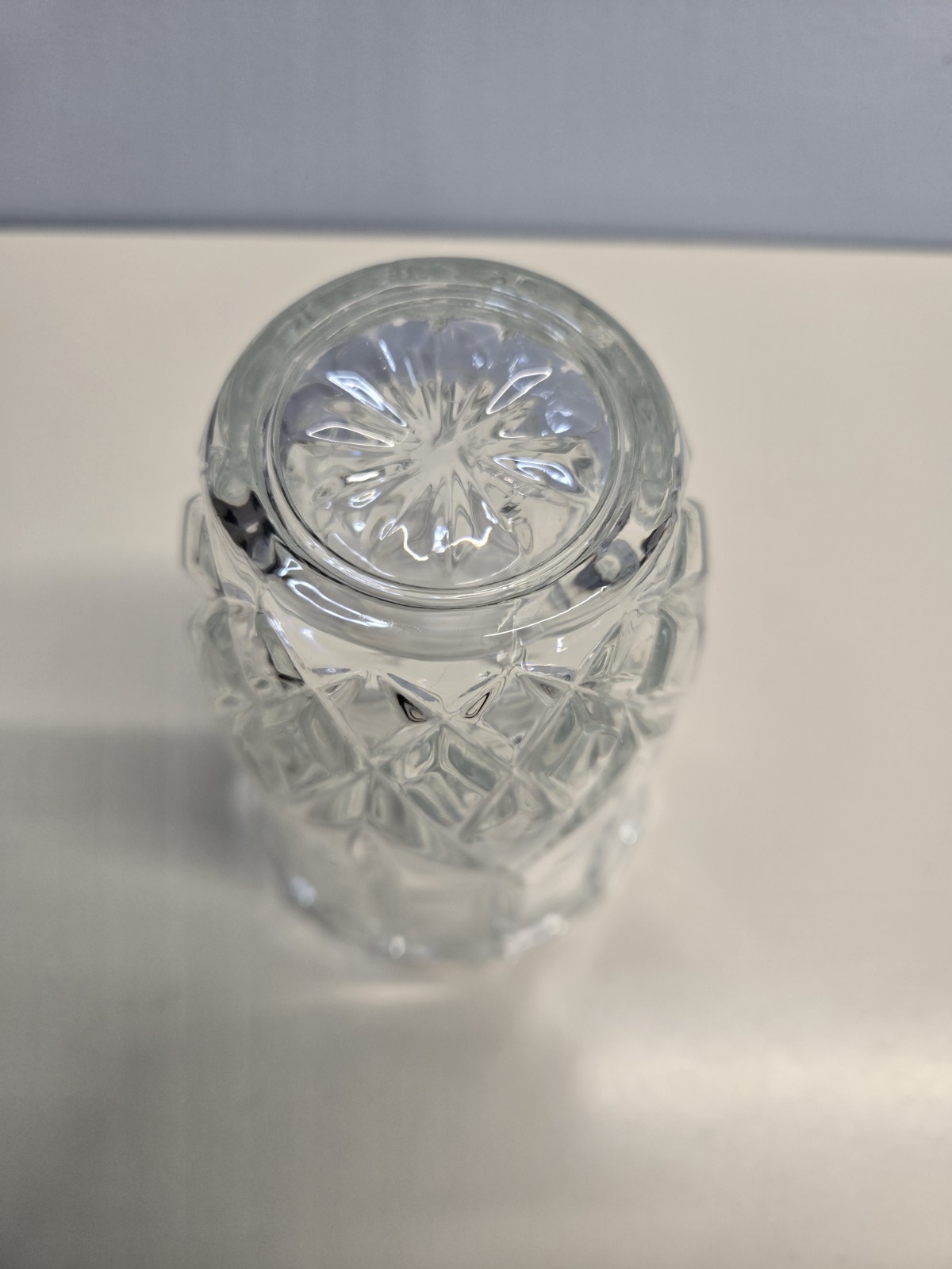 Vintage Crystal Lead Vase 24% Large Heavy 6.5″ Tall Scalloped Top Made in USA