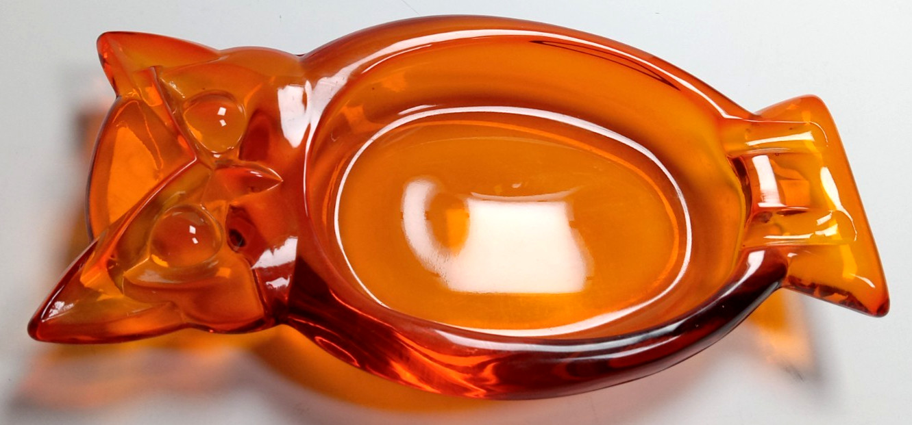 Viking Glass Persimmon Owl Ashtray #6944 UV GLOW Cadmium Glass Vintage MCM WOW!