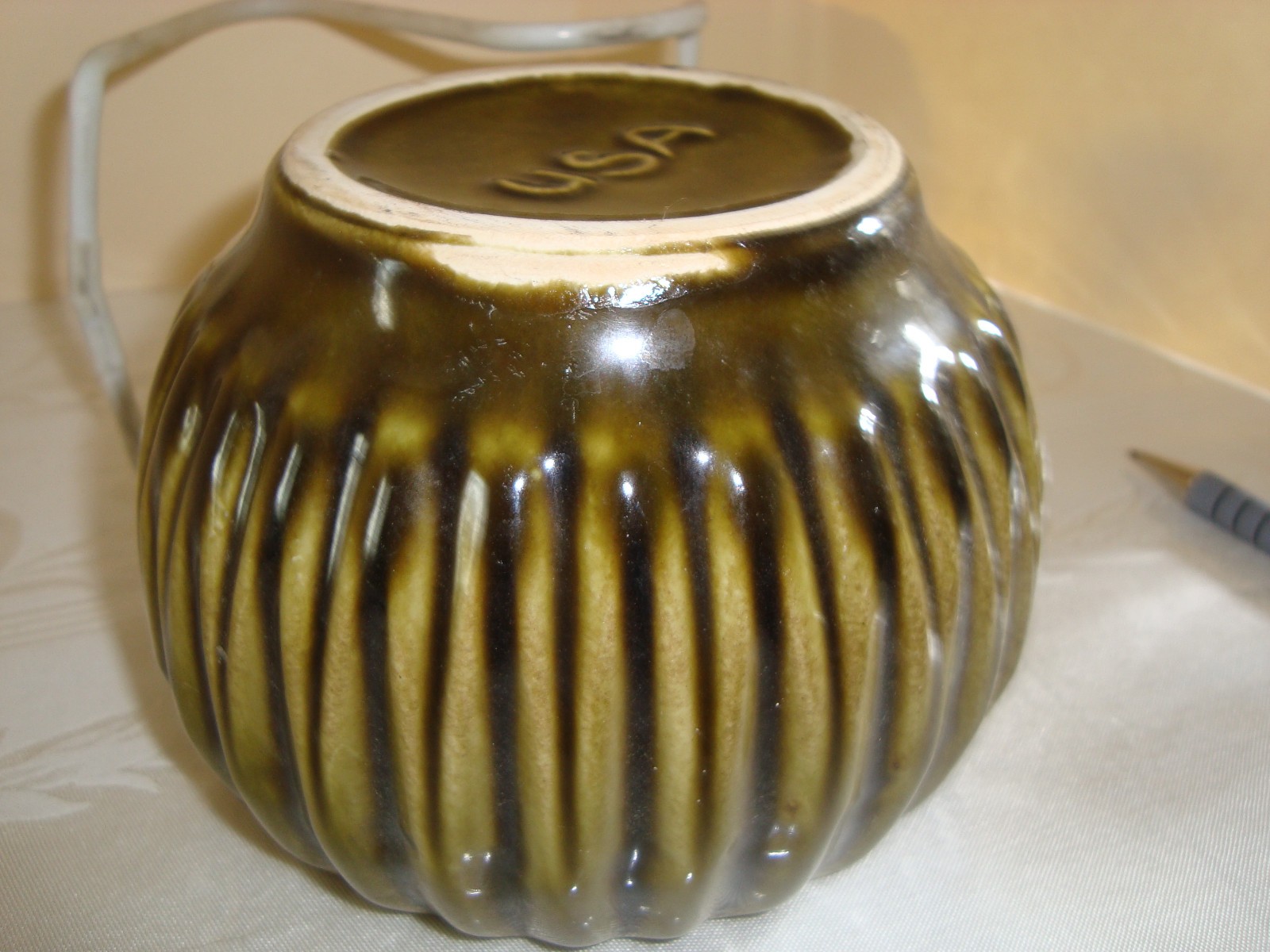 Vintage Olive green USA pottery vase 4 inches tall and wide