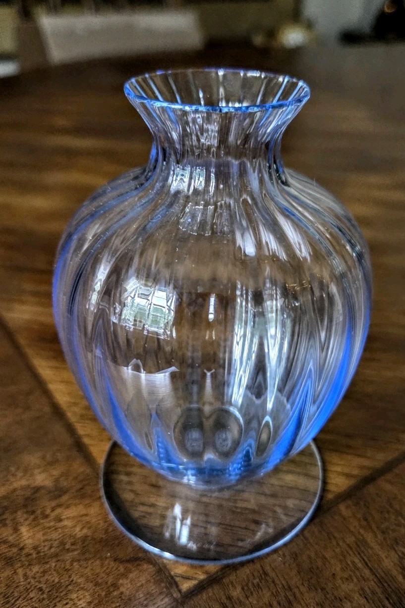 BACCARAT France Light Blue AQUARELLE Crystal Single Flower Vase