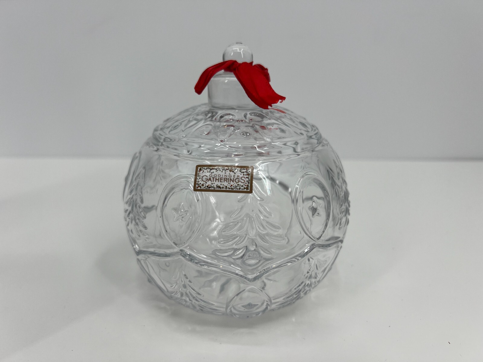 Shannon by Godinger Gatherings – Crystal Ornament Shaped Gift Box w/ Red Bow
