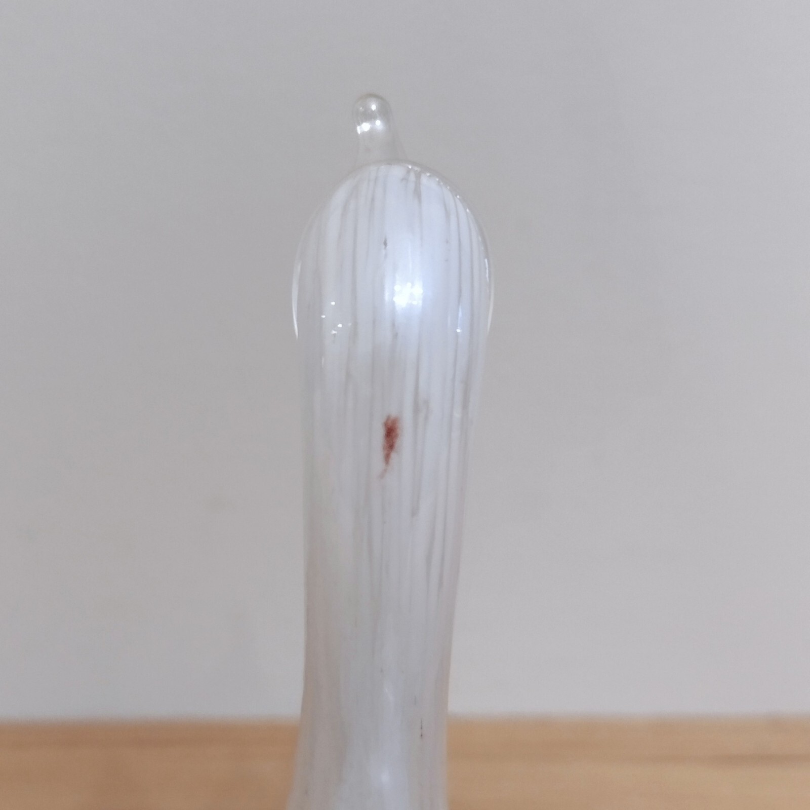 Vintage White Iridescent Lustre Spotted Swan Solid Glass Figurine Paperweight