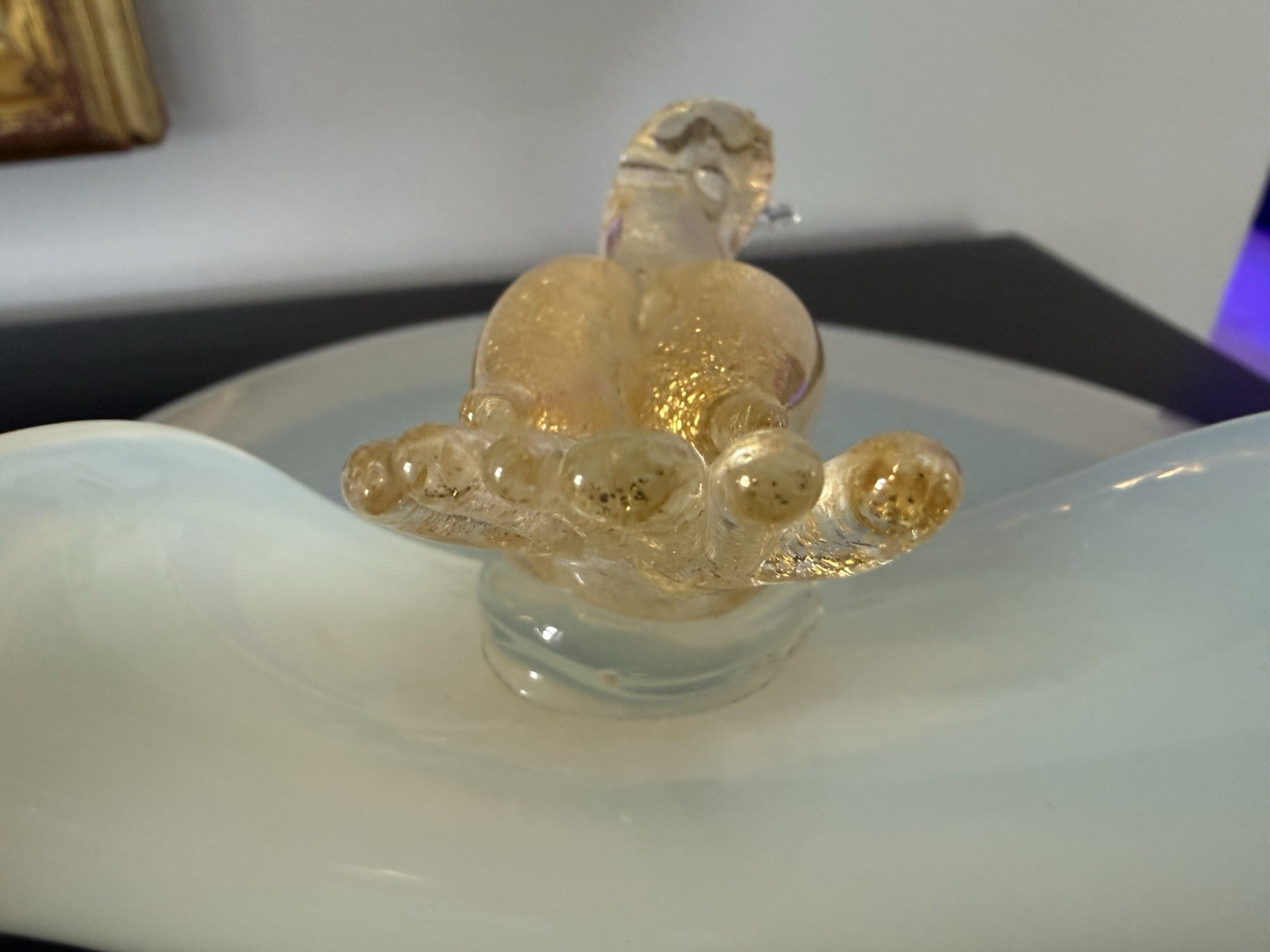 Mid 20th Century Murano Attributed Opalescent Glass Bowl Perchin Gold Fleck Bird