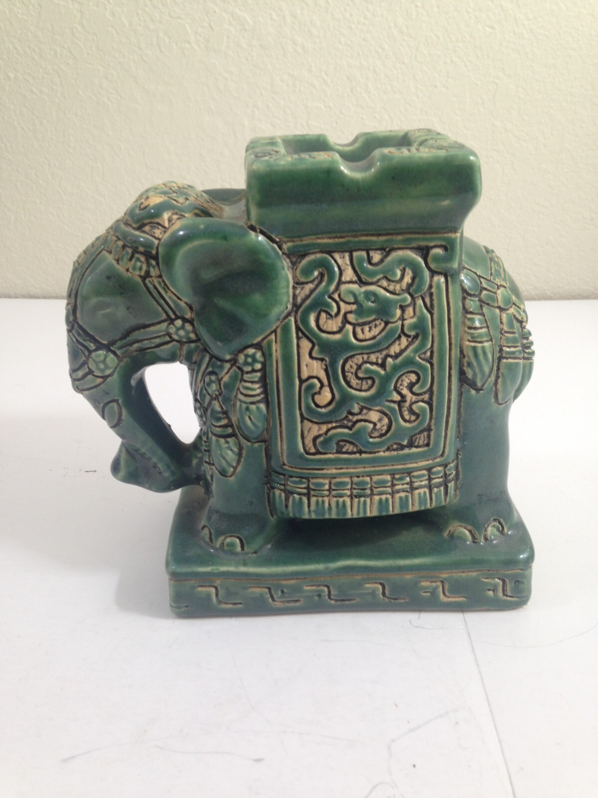 Vtg Elephant Ceramic ashtray jade green 50s 60s retro mcm Asian Gypsy incense