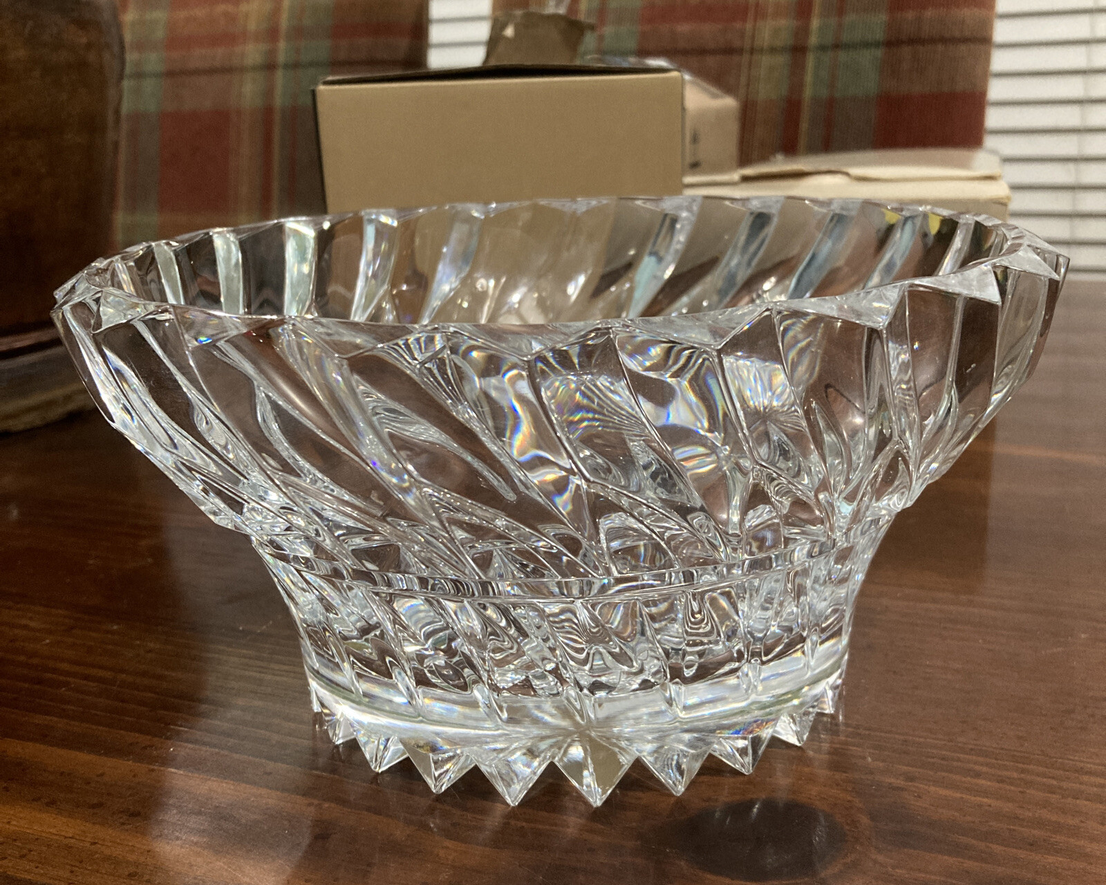 Mikasa Rainier 9″ Crystal Bowl – Bold – Heavy Piece