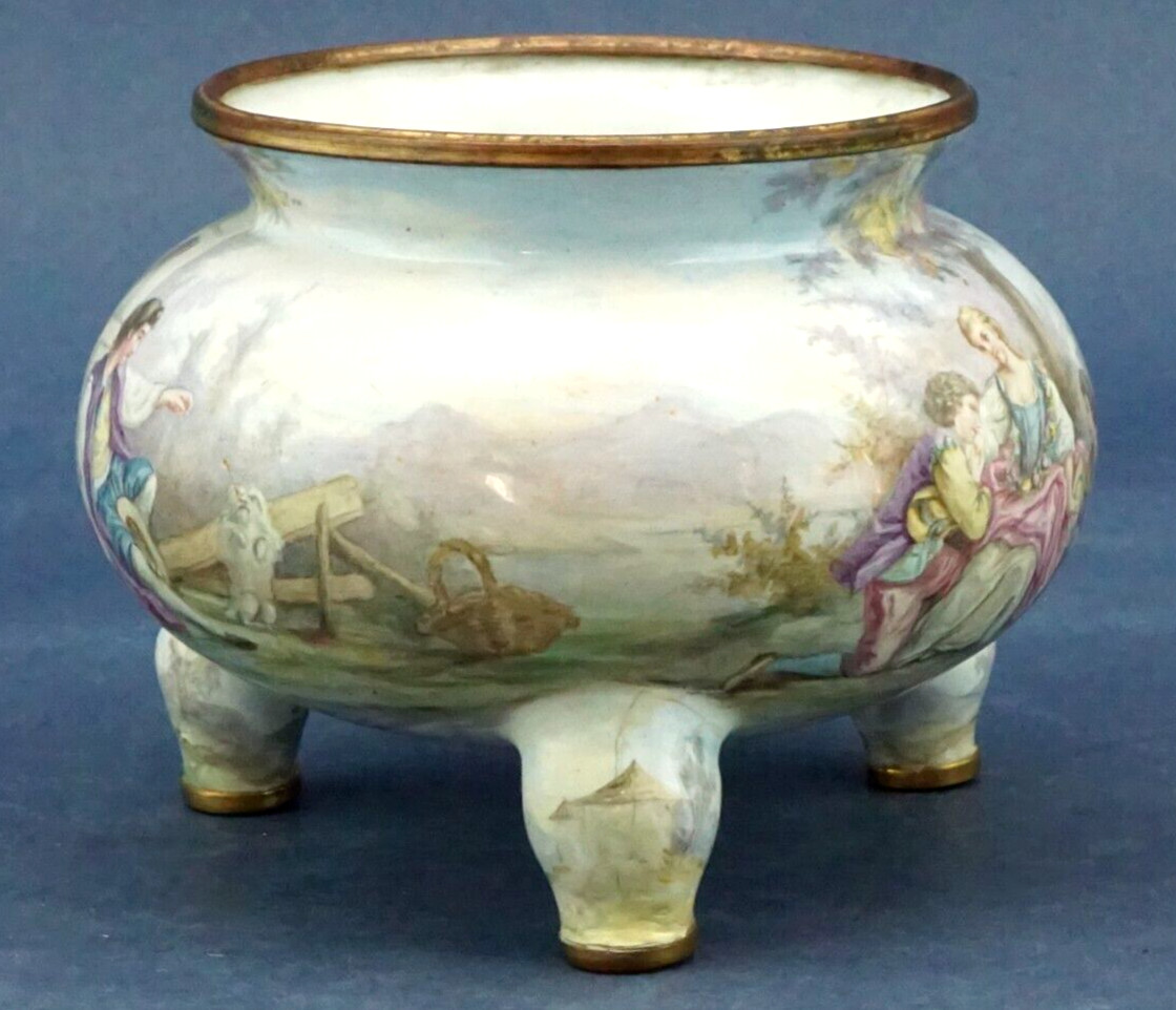 LIMOGES Vase brass and enamel Miniature hand-decorated gallant scenes 1700 XVIII