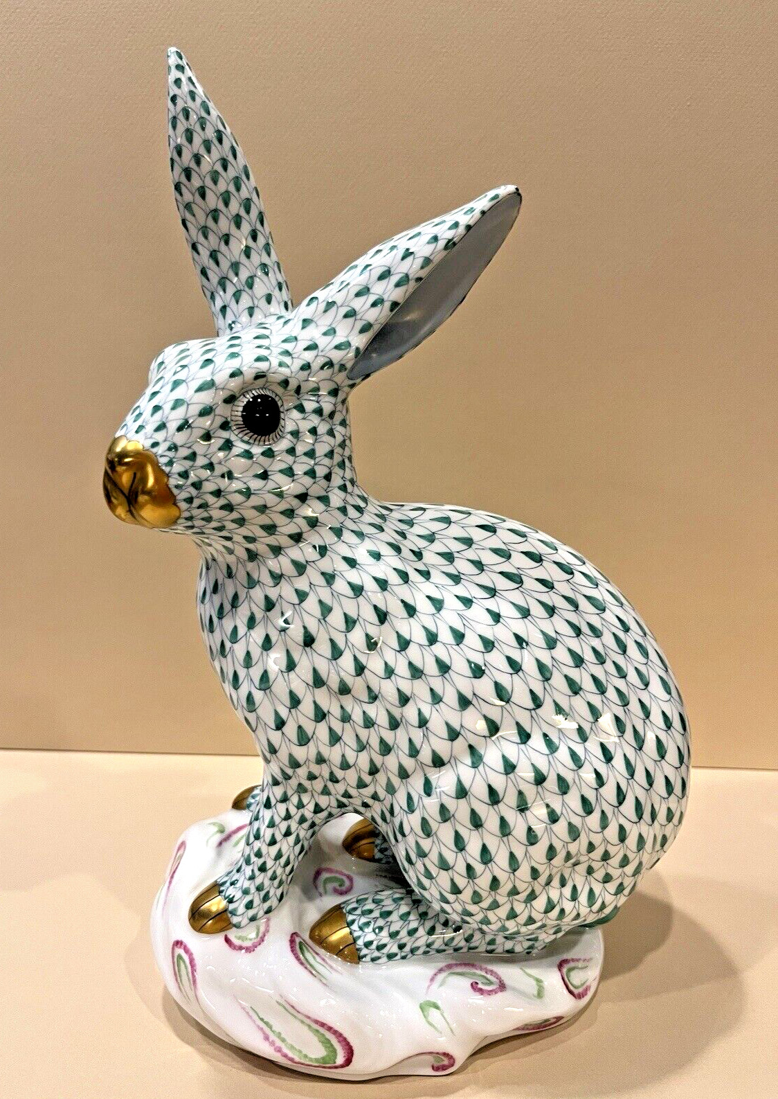 Herend Figurine – Extra Large Bunny / Rabbit 12″ H – Green Fishnet