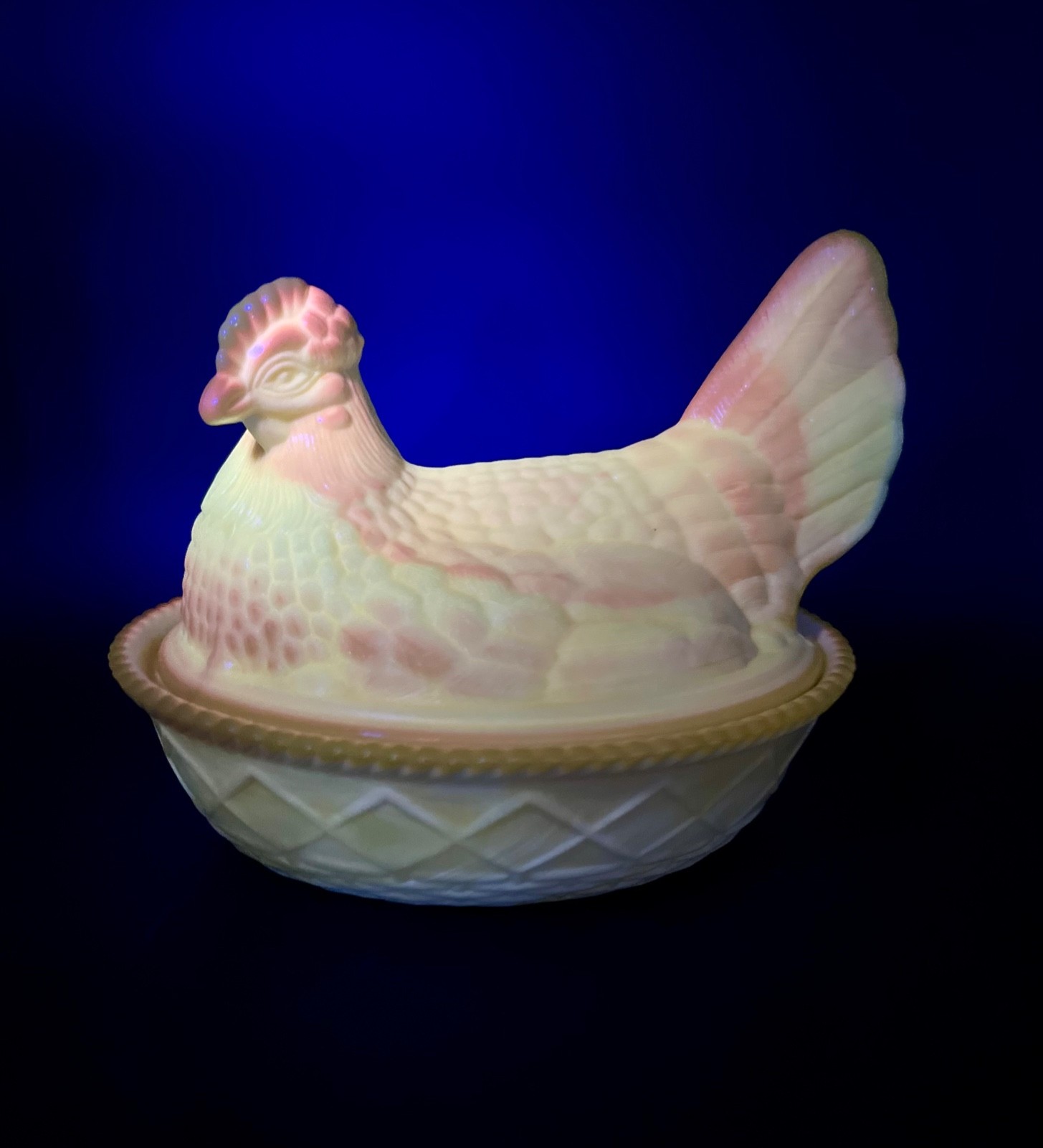 Mosser Glass Hen On A Nest 7 1/2″ Dandelion Cadmium Glow Large HON Woven Basket