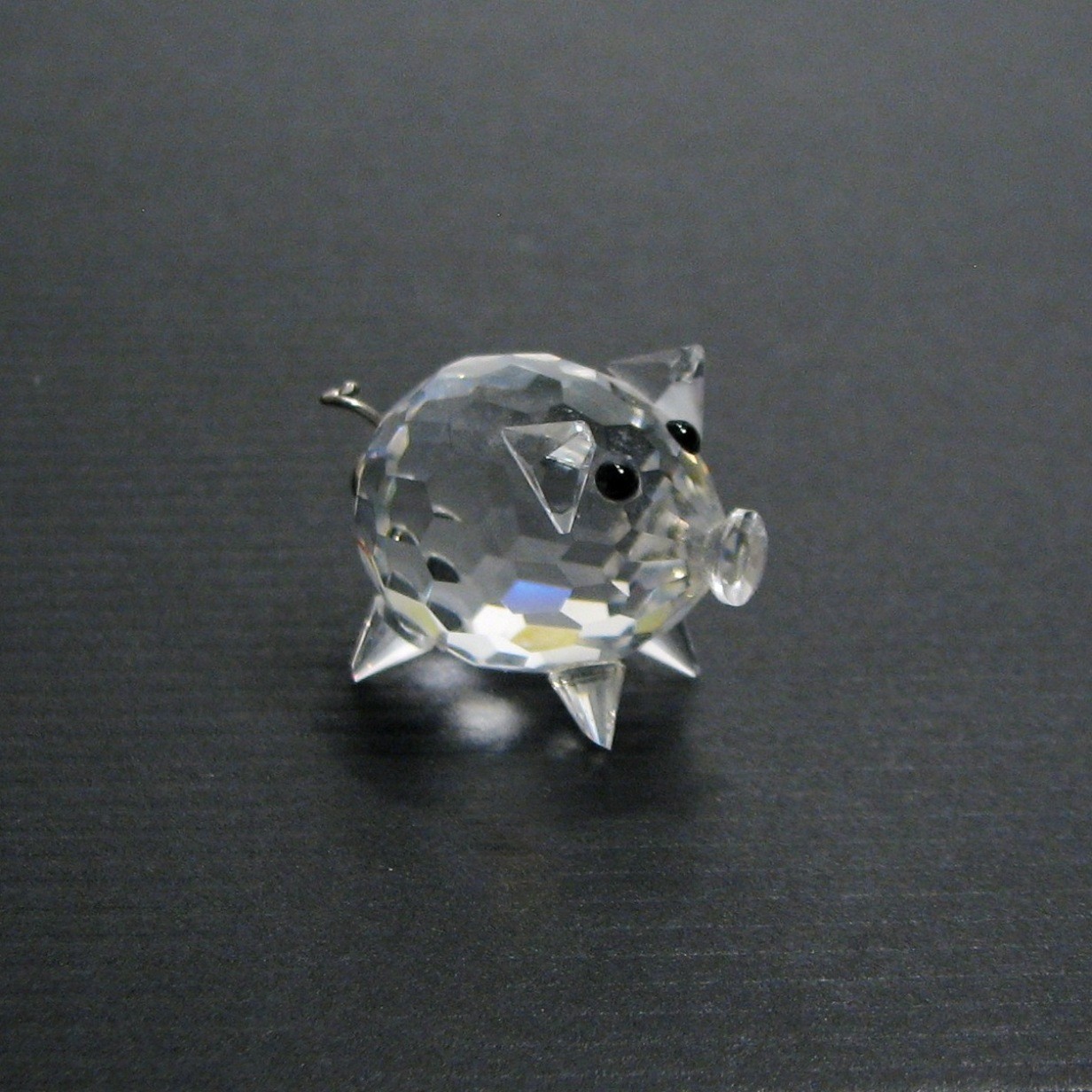 Swarovski Crystal Figurine Miniature Pig Curly Tail 10028 retired Slight Damage