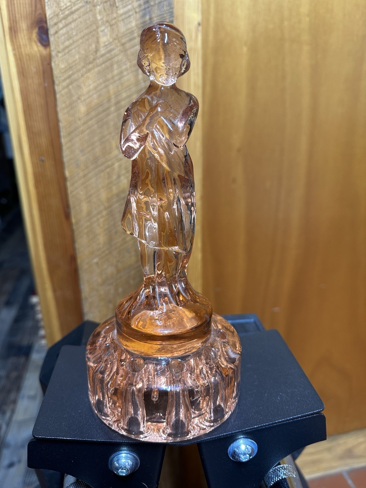 CAMBRIDGE MIRROR IMAGES ART DECO DRAPED LADY FLOWER FROG / PEACH CARNIVAL GLASS