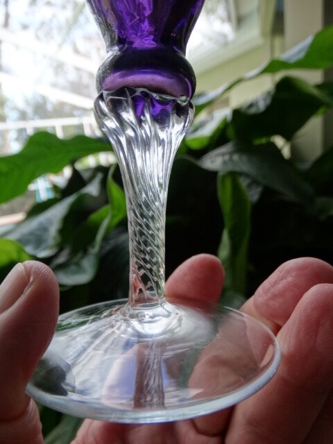 Italian Empoli Amethyst 10″ Bud Vase w/ Clear Twist Stem Wheel Cut Grapes EUC