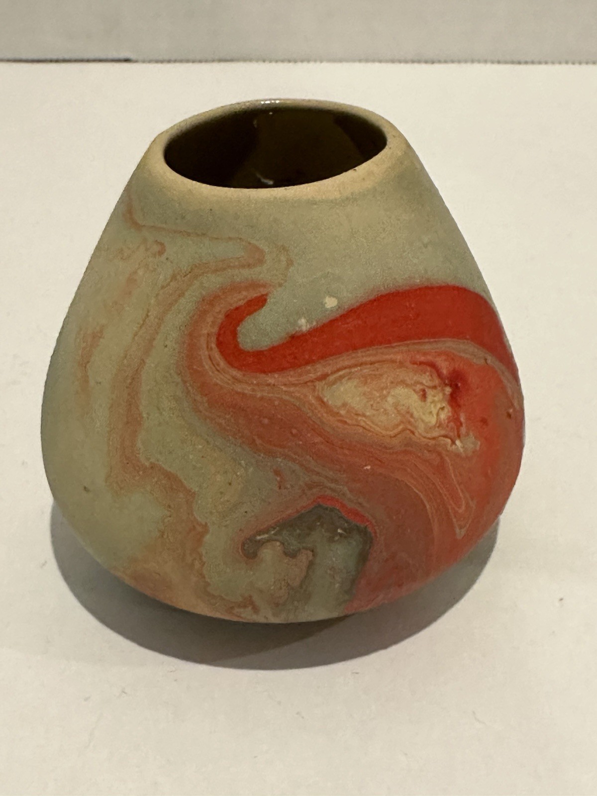 Garden Of The Gods Colorado Small Red Swirl 2 Inch Pottery Vase.