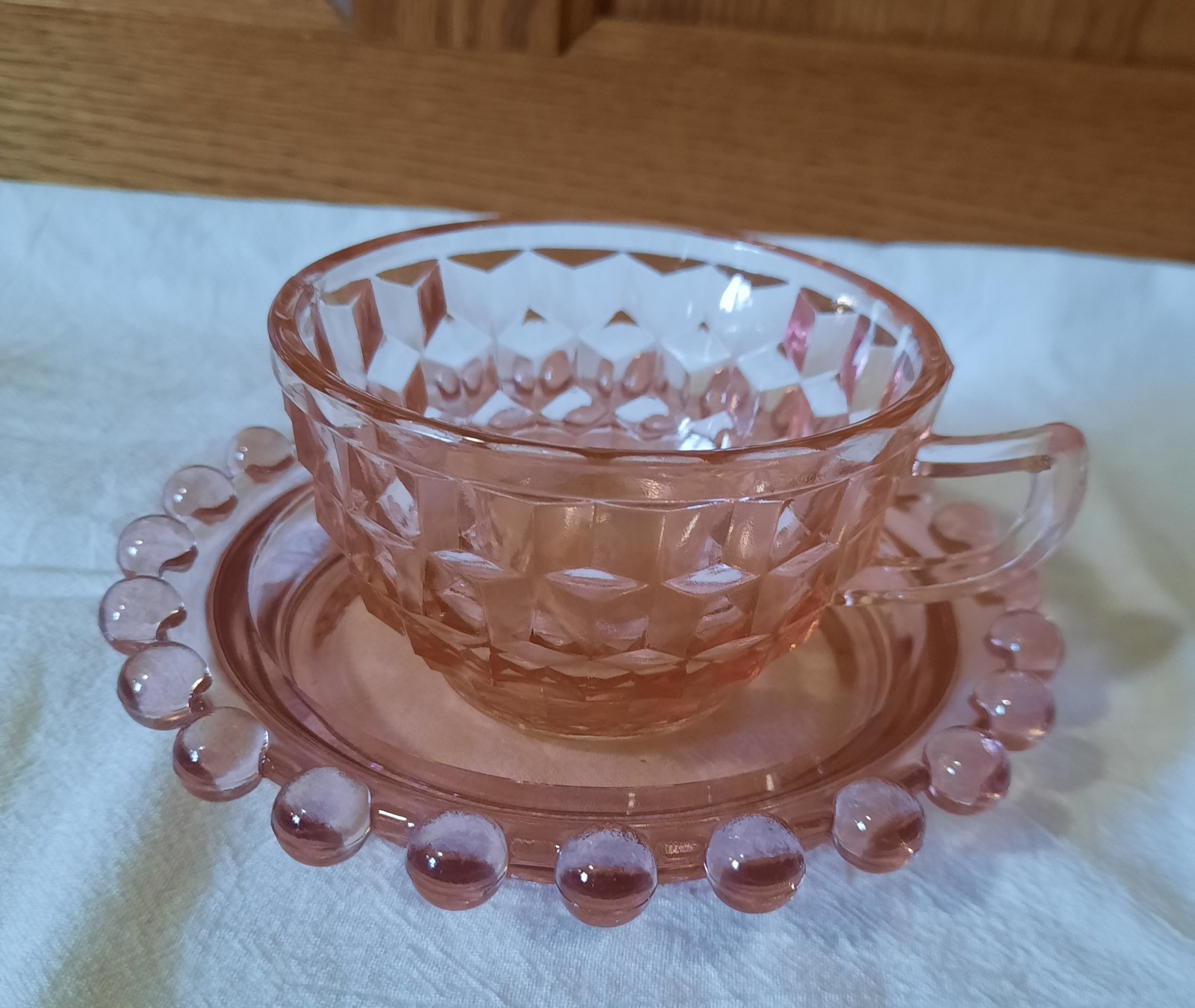 VINTAGE CANDLEWICK GLASS DISH/ASHTRAY and VINTAGE JEANETTE CUBIST GLASS CUP