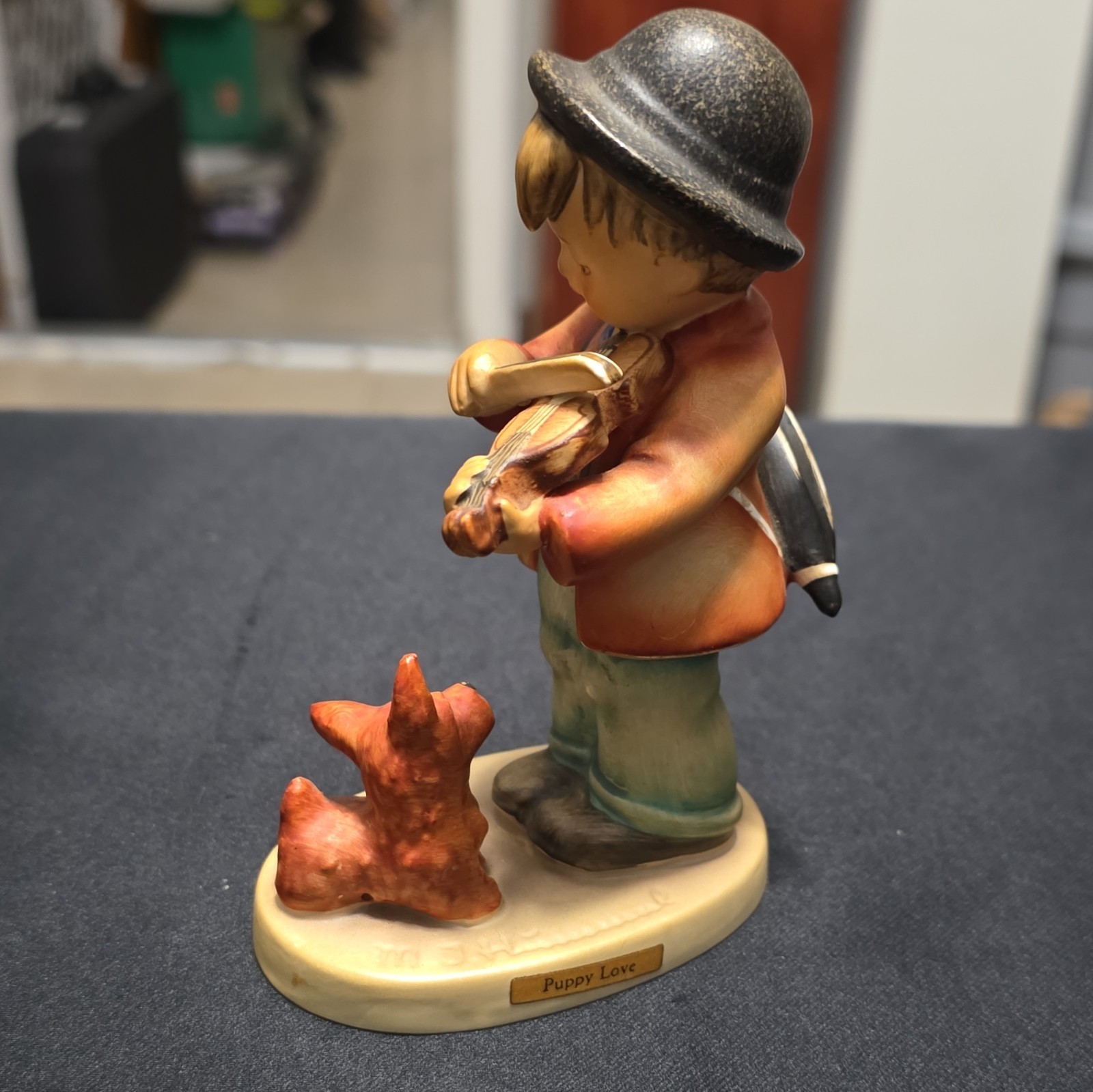 Goebel Hummel Puppy Love Figurine #1 TMK3 Stylized Bee 1960s West Germany