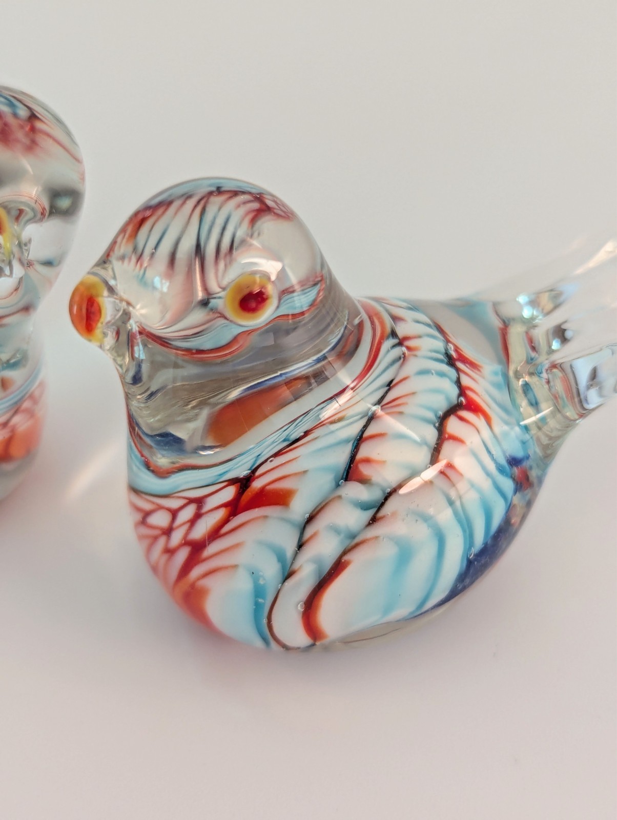 Vintage Murano Style Blown Glass Pair 2″ Bird Figurines Blue White Orange Red