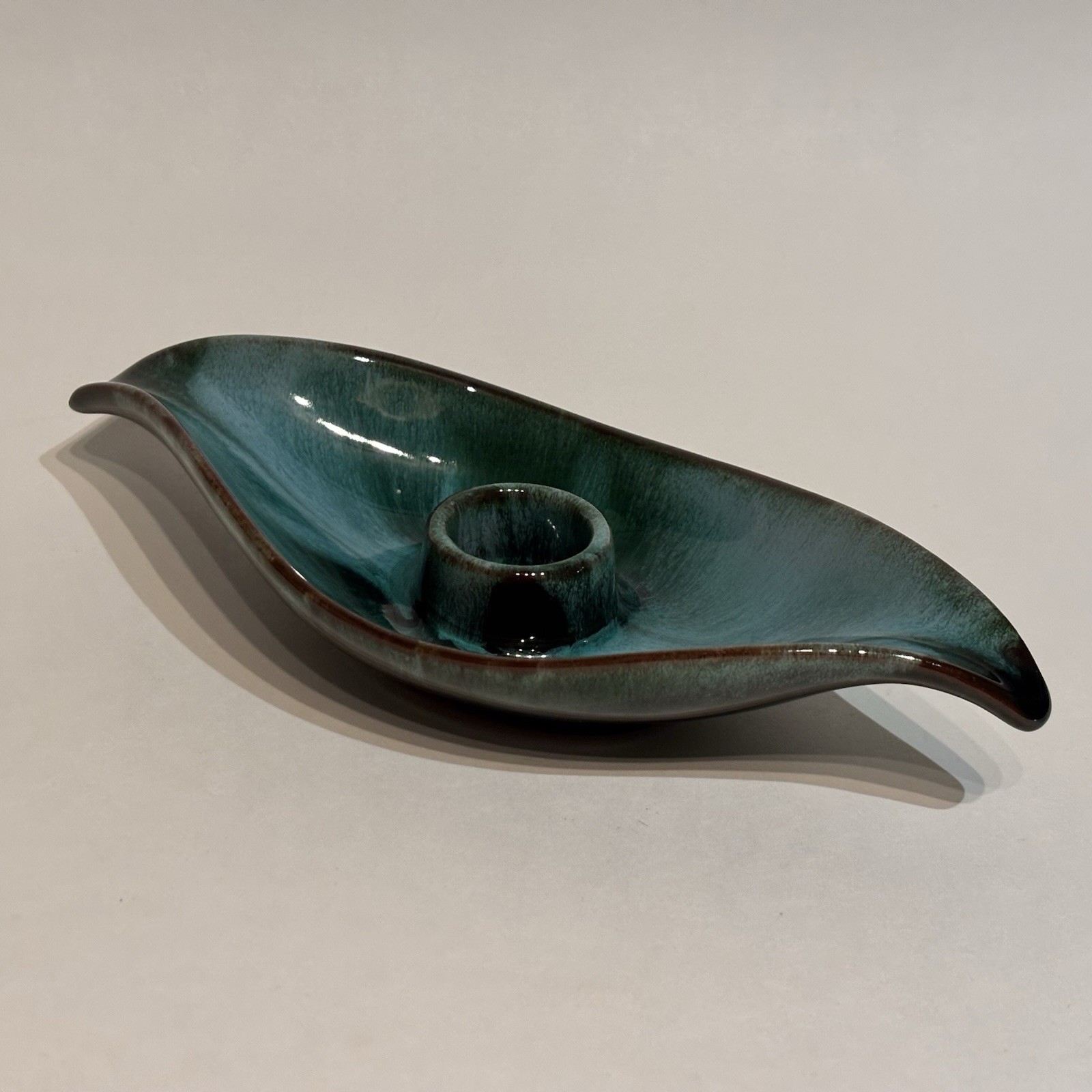 Set of 2 Blue Mountain Pottery Green Black Drip Glaze Leaf Shaped Candle Holders