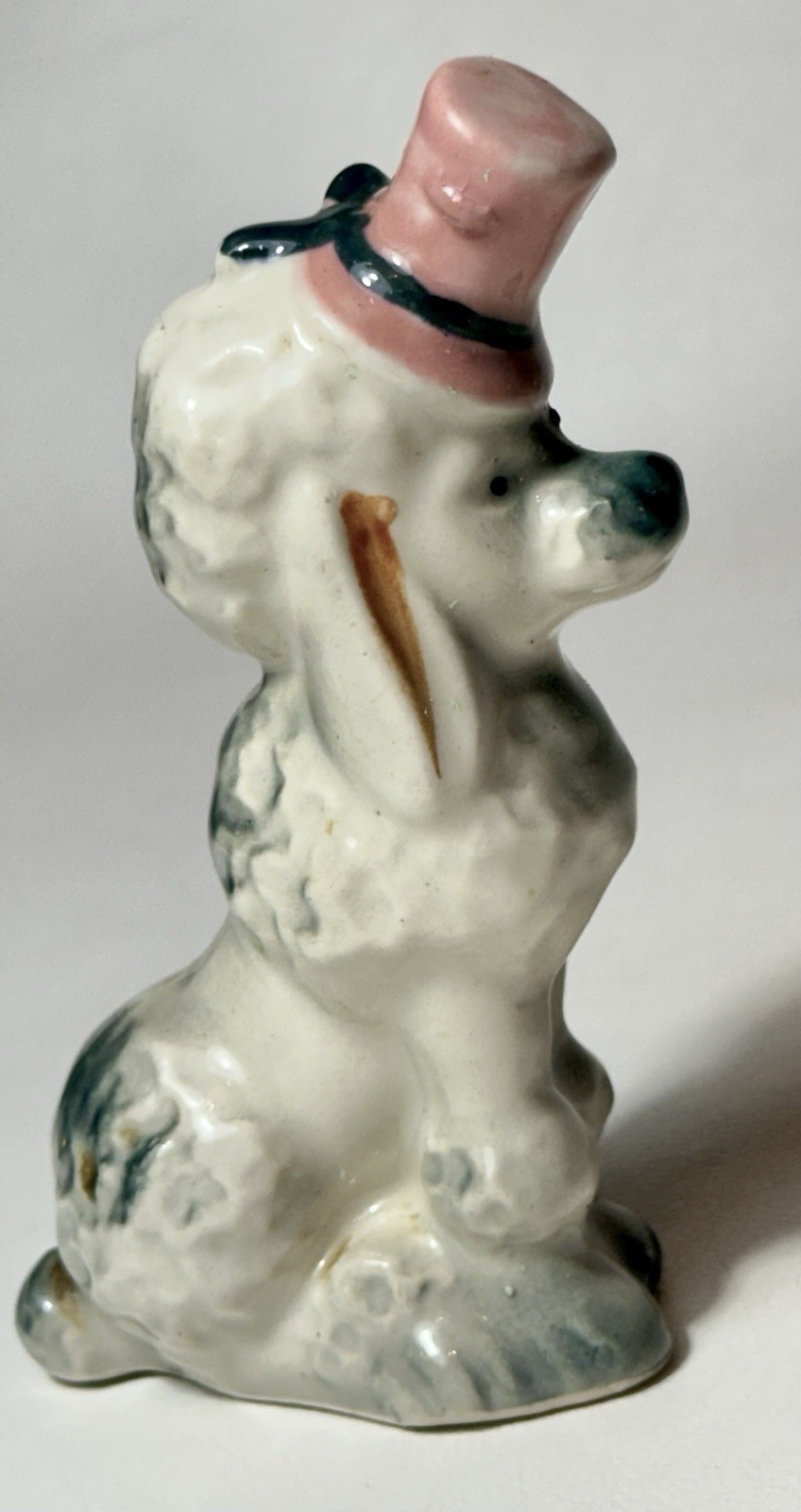 Vintage Pico N Y Ceramic Poodle Figurine With Pink Top Hat Made in Japan 4.5″