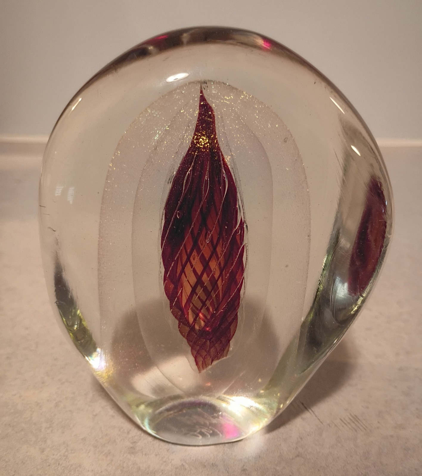 Vintage 1981 Signed Robert Eickholt 4.75″ Red Flame Art Glass Paperweight