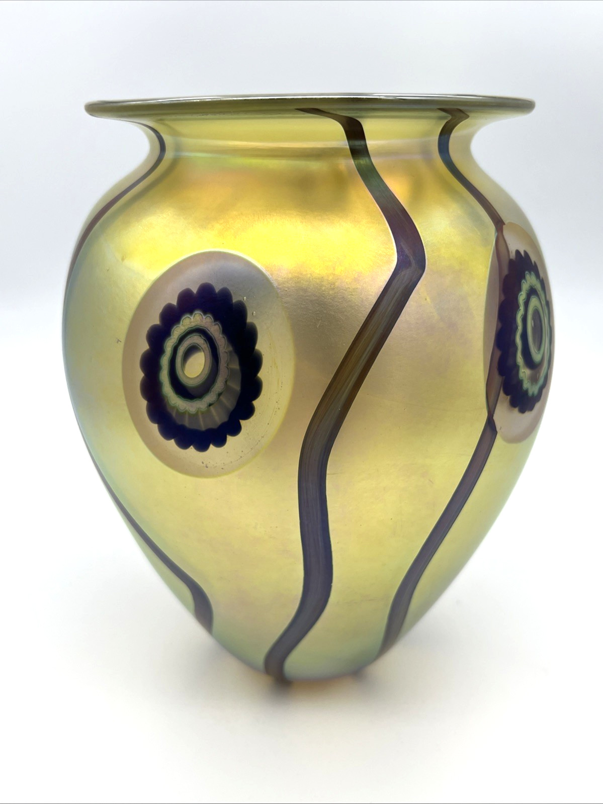 Robert Eickholt Studio Art Glass Iridescent Seascape 8″ Vase – Signed 2007