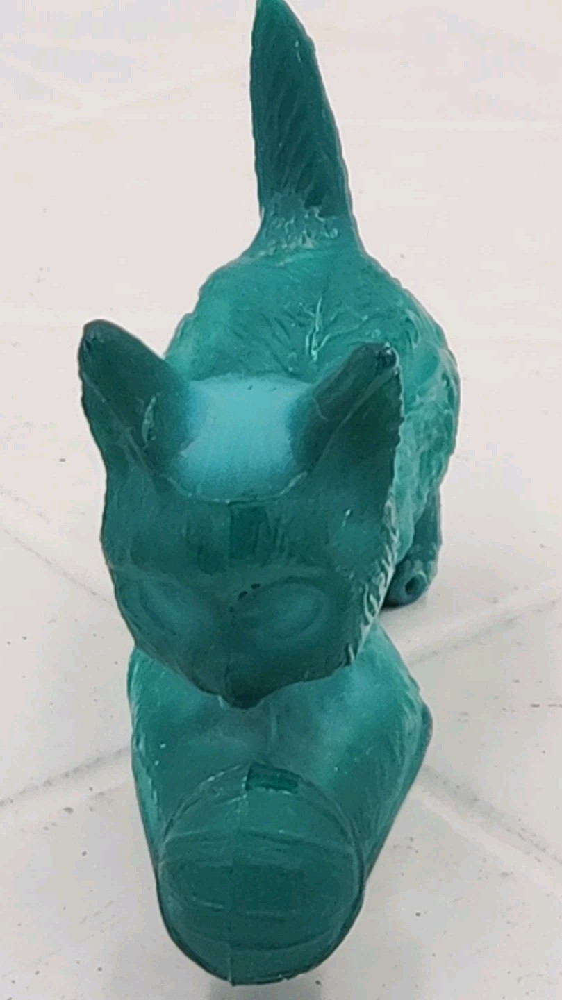 Moser Signed Satin Malachite Green Slag Glass Cat Kitten Figurine RARE 2″ T