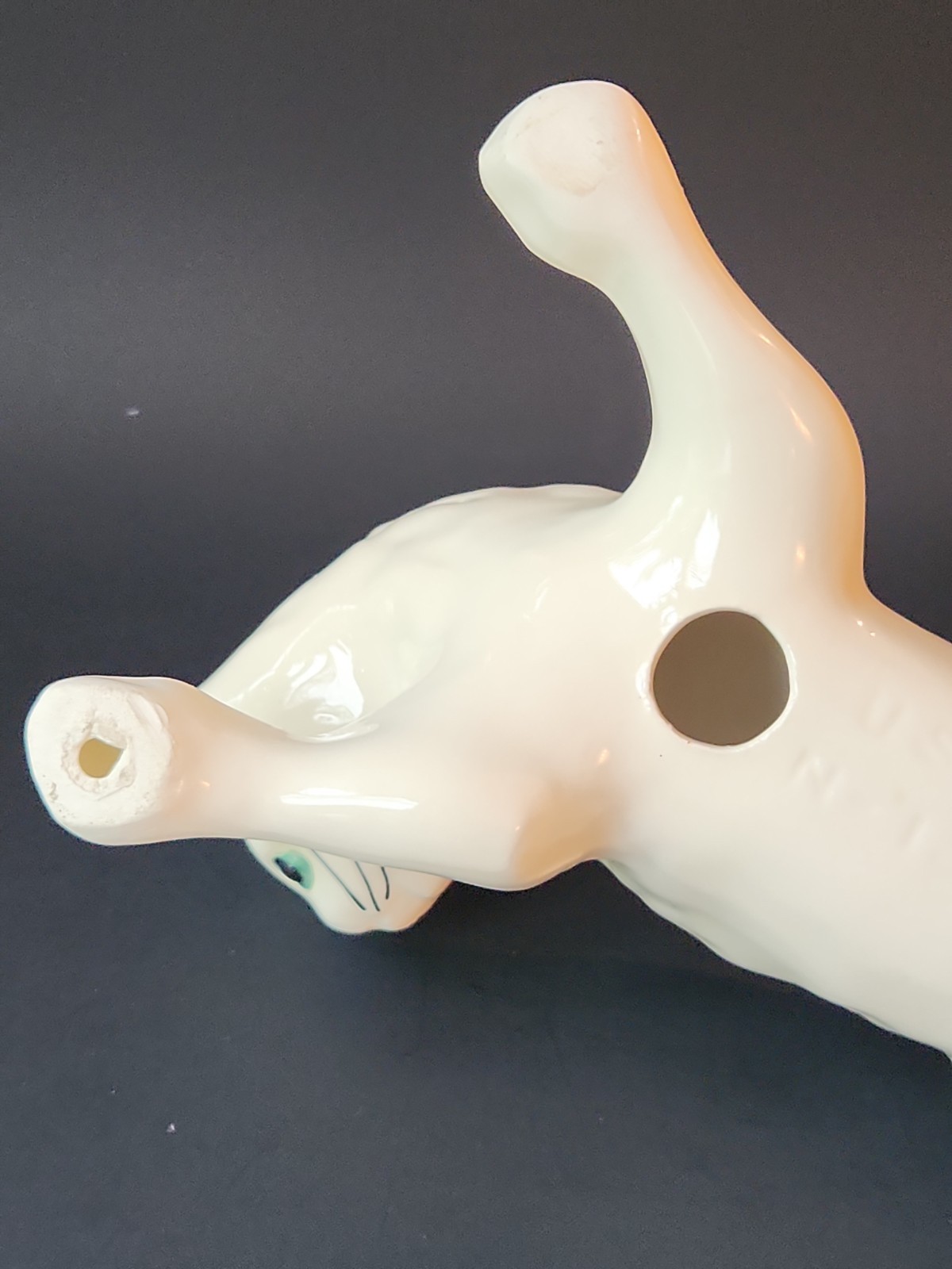 Vintage Camark USA Pottery Ceramic White Wall Climber Cat Figurine 12″