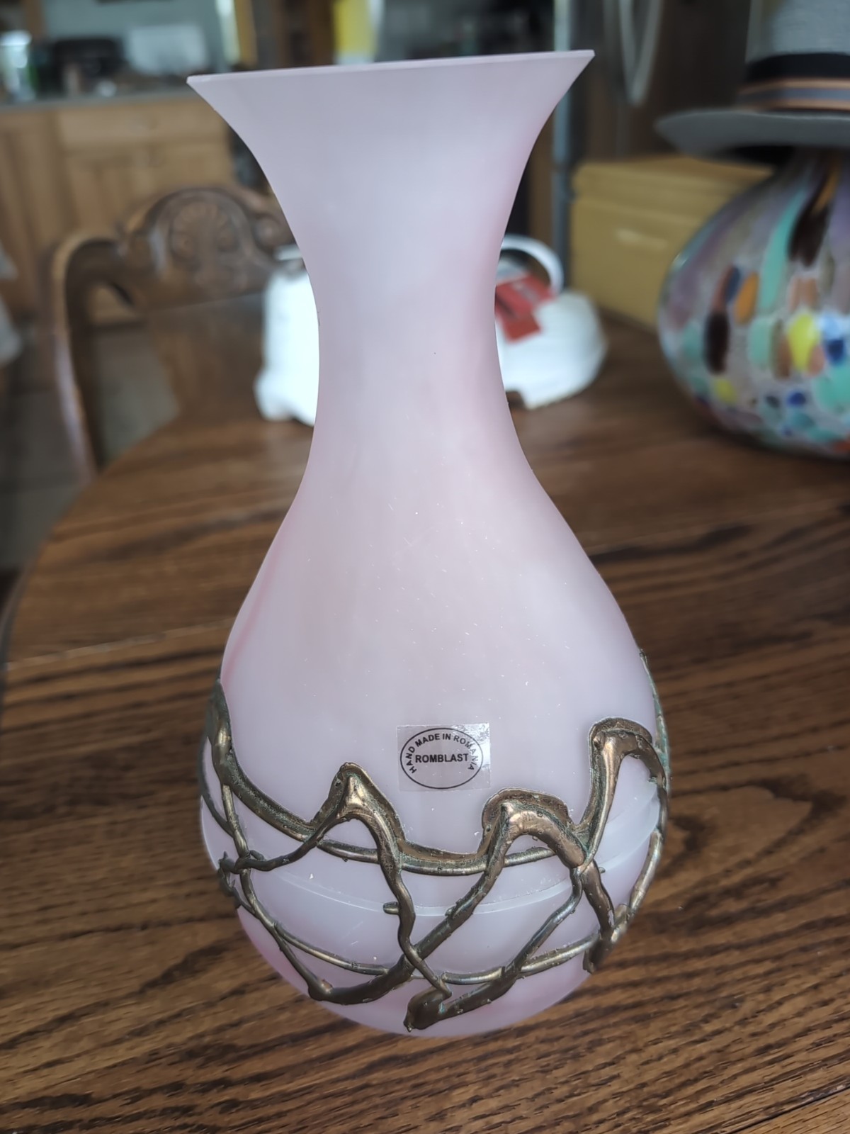 Romblast Blown Glass Pink Swirl Copper Handled Vase 9.5″ Hand Made in Romania