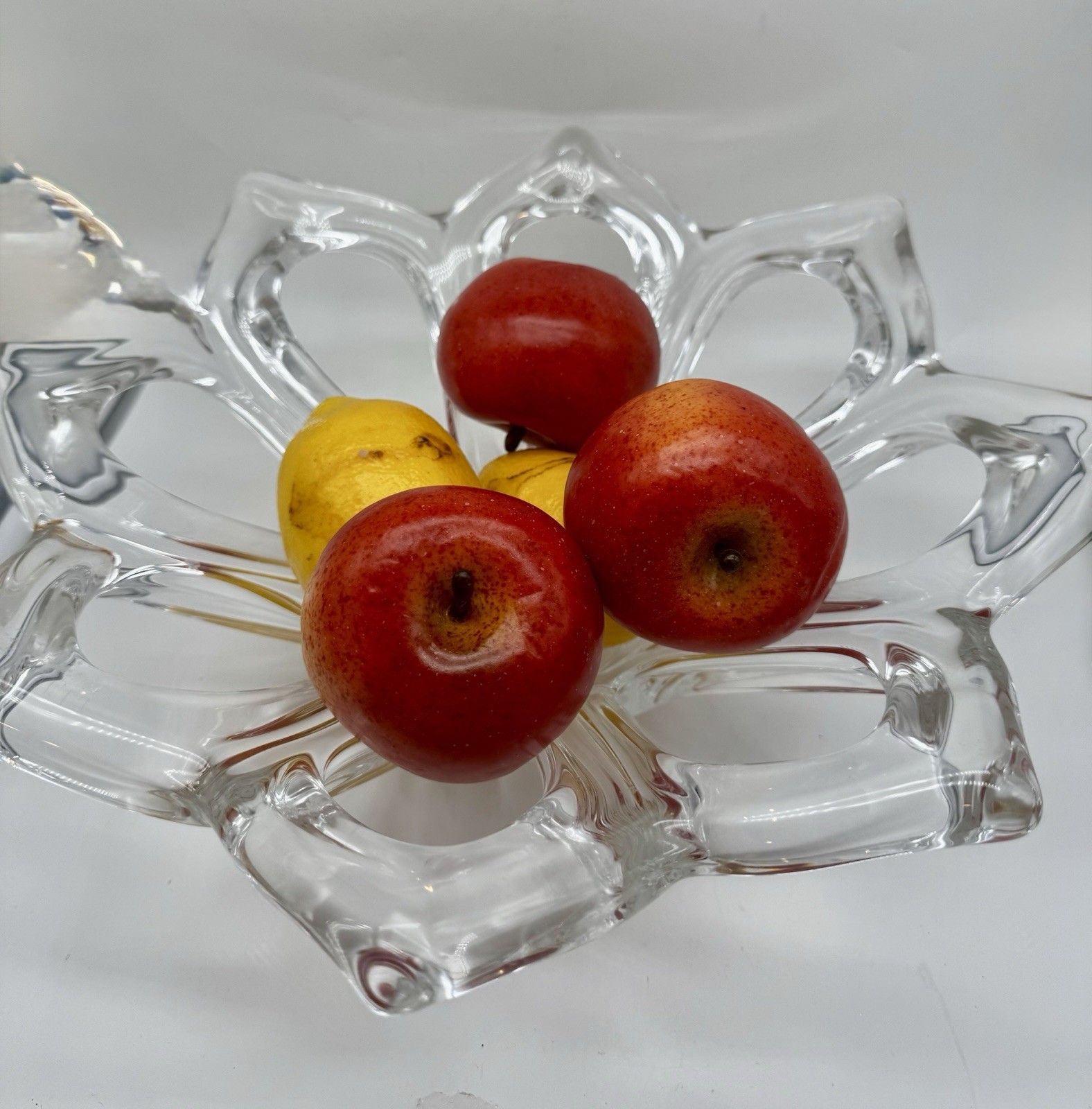 Vannes le Chatel Art Glass 15” Crystal Sculpture Centerpiece Bowl Stunning