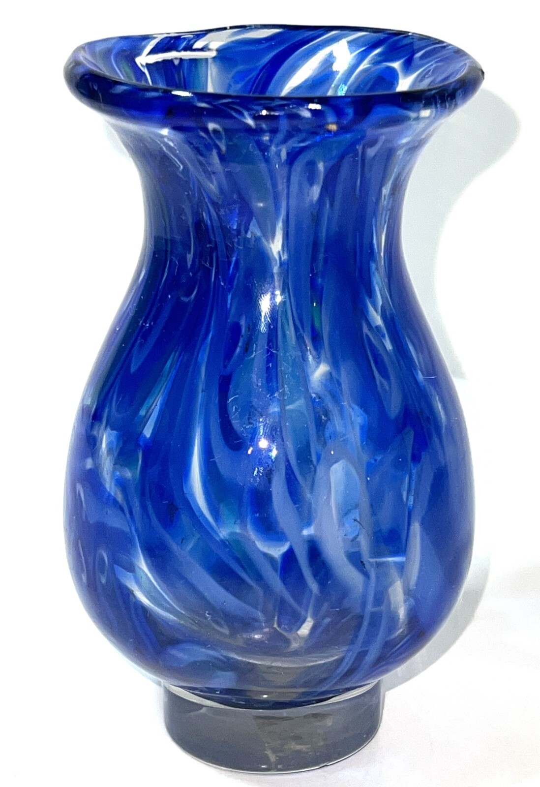 Vintage Cobalt Blue Clear White Hand Blown Art Glass Swirl Flower Vase 5 3/4″