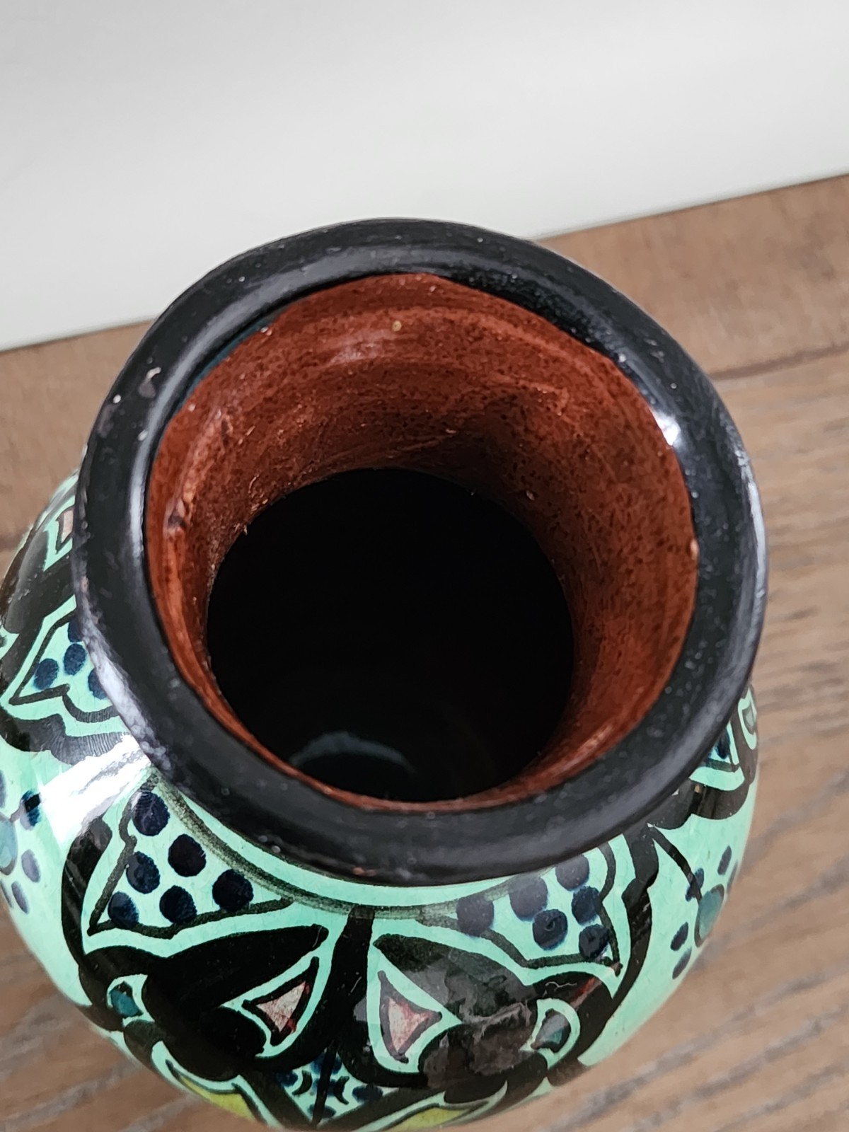 Vintage Signed Safi Moroccan Morocco Hand Painted Glazed Terracotta Vase 6.75″