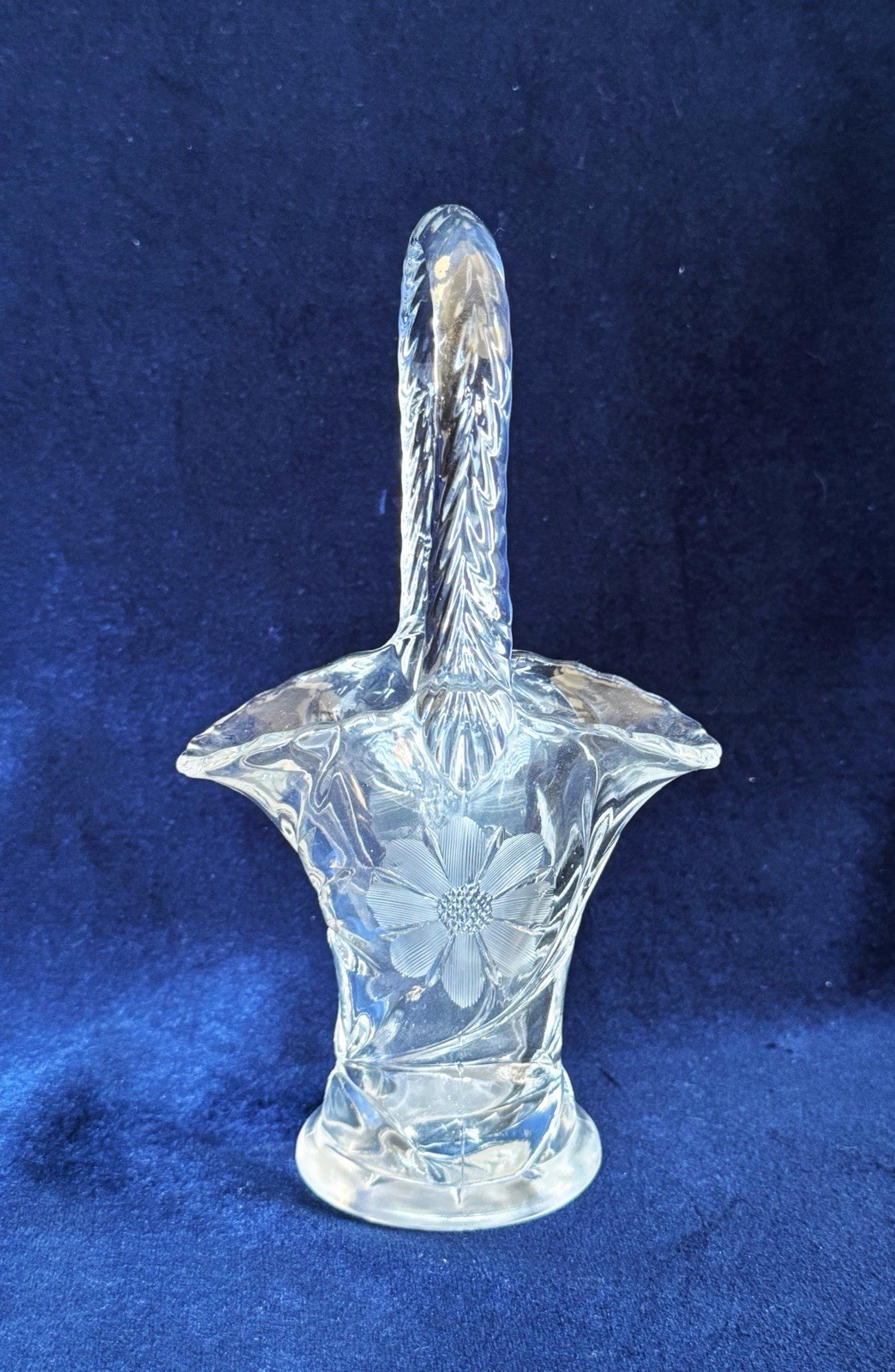 Vintage Duncan Miller Glass Basket Flower Cutting Pressed Leaves Elegant 1920’s