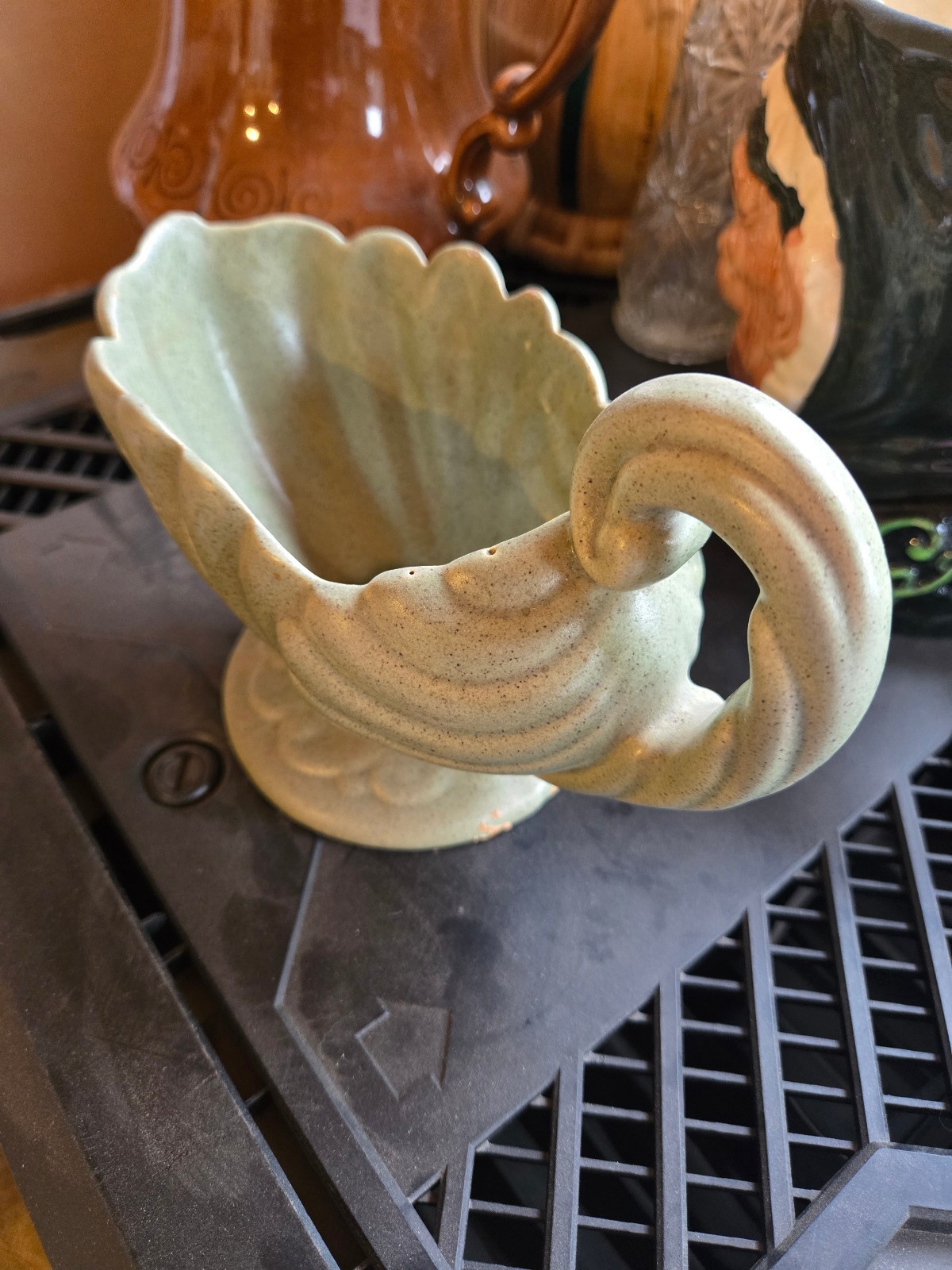 Vintage HAEGER Cornucopia Shell Vase Pitcher Planter 7 1/2 in.