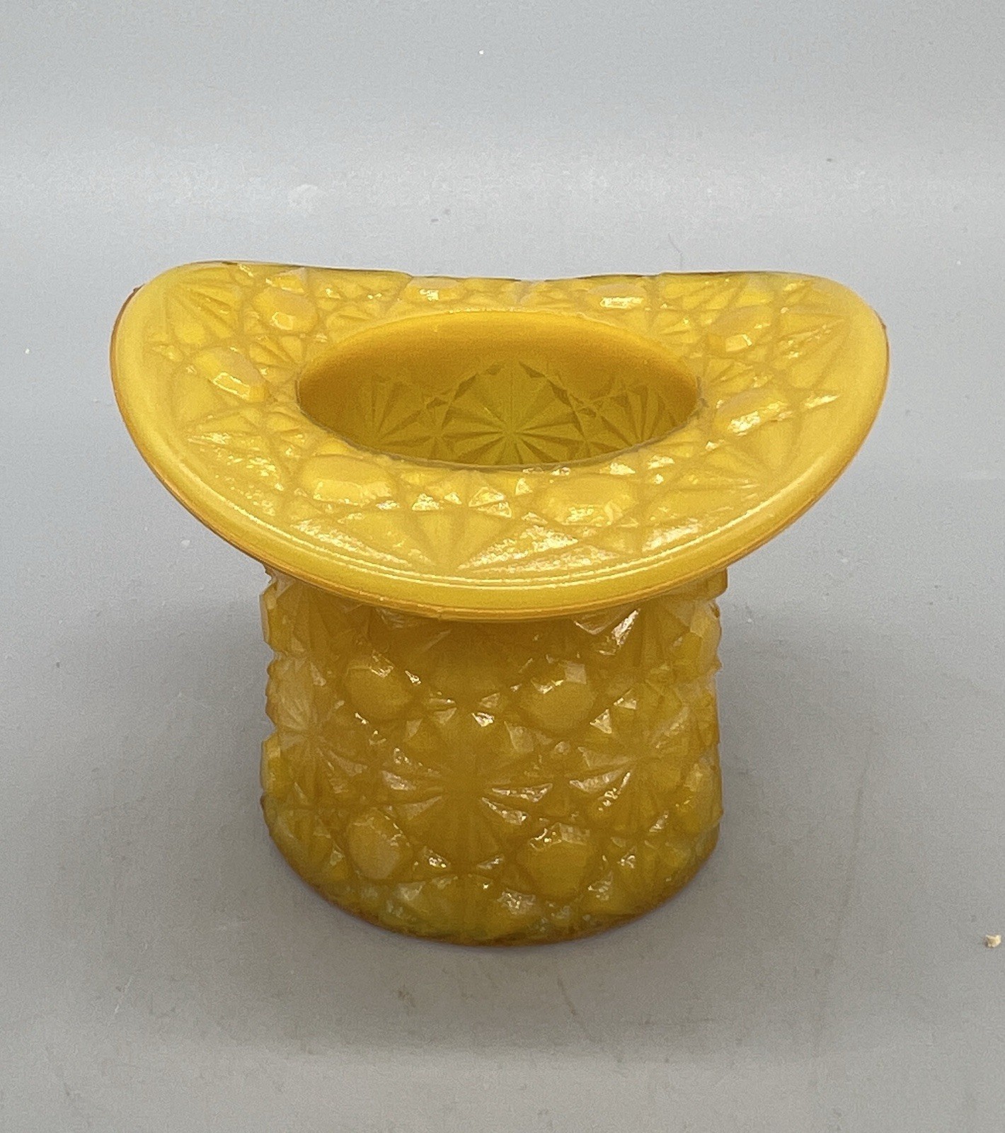 Fenton Yellow Opaque Amber / Goldenrod Daisy Button Mini Top Hat Vase