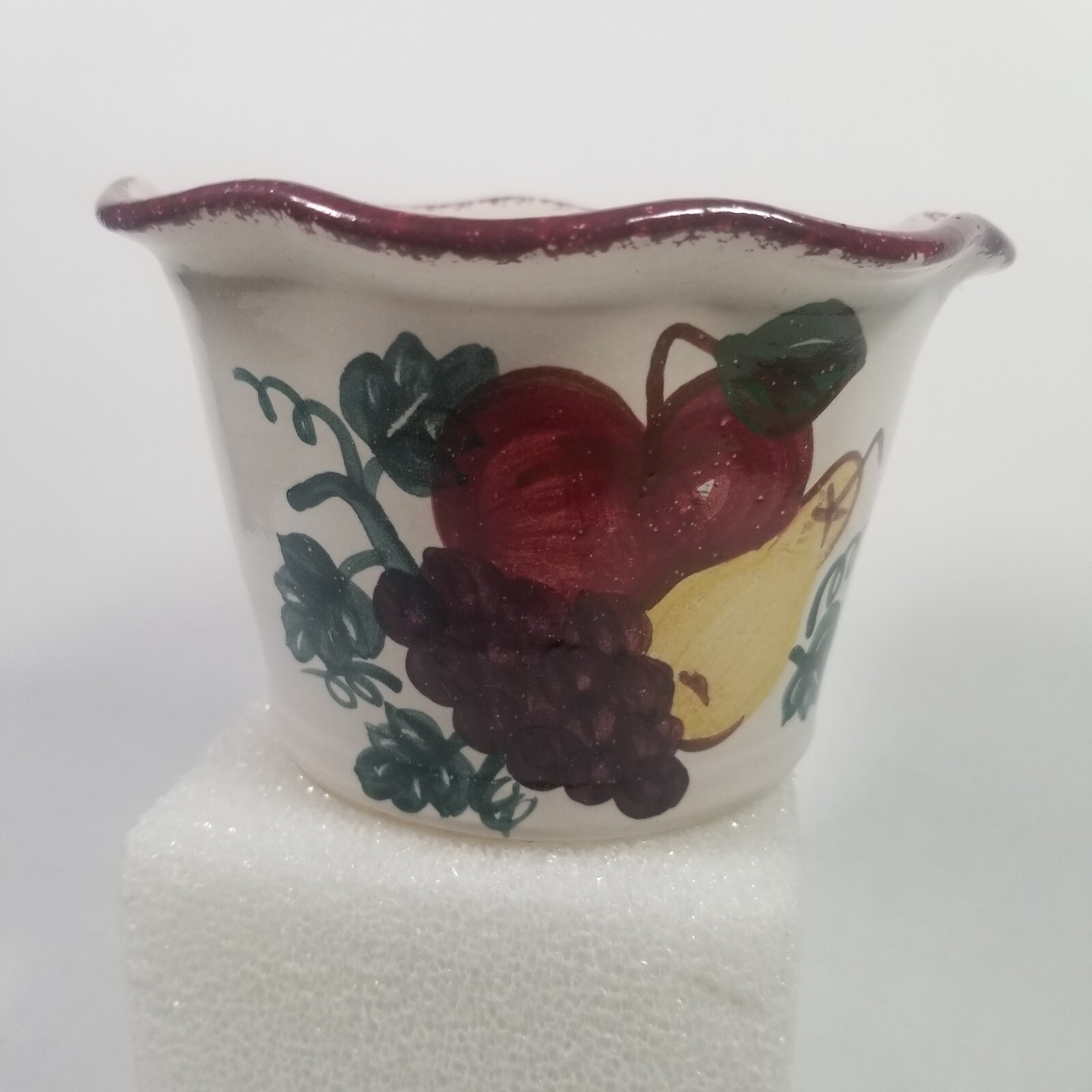 Nichols Pottery NC Dish Planter Fruit Fluted Bowl 5.5″ Diameter Signed 1999