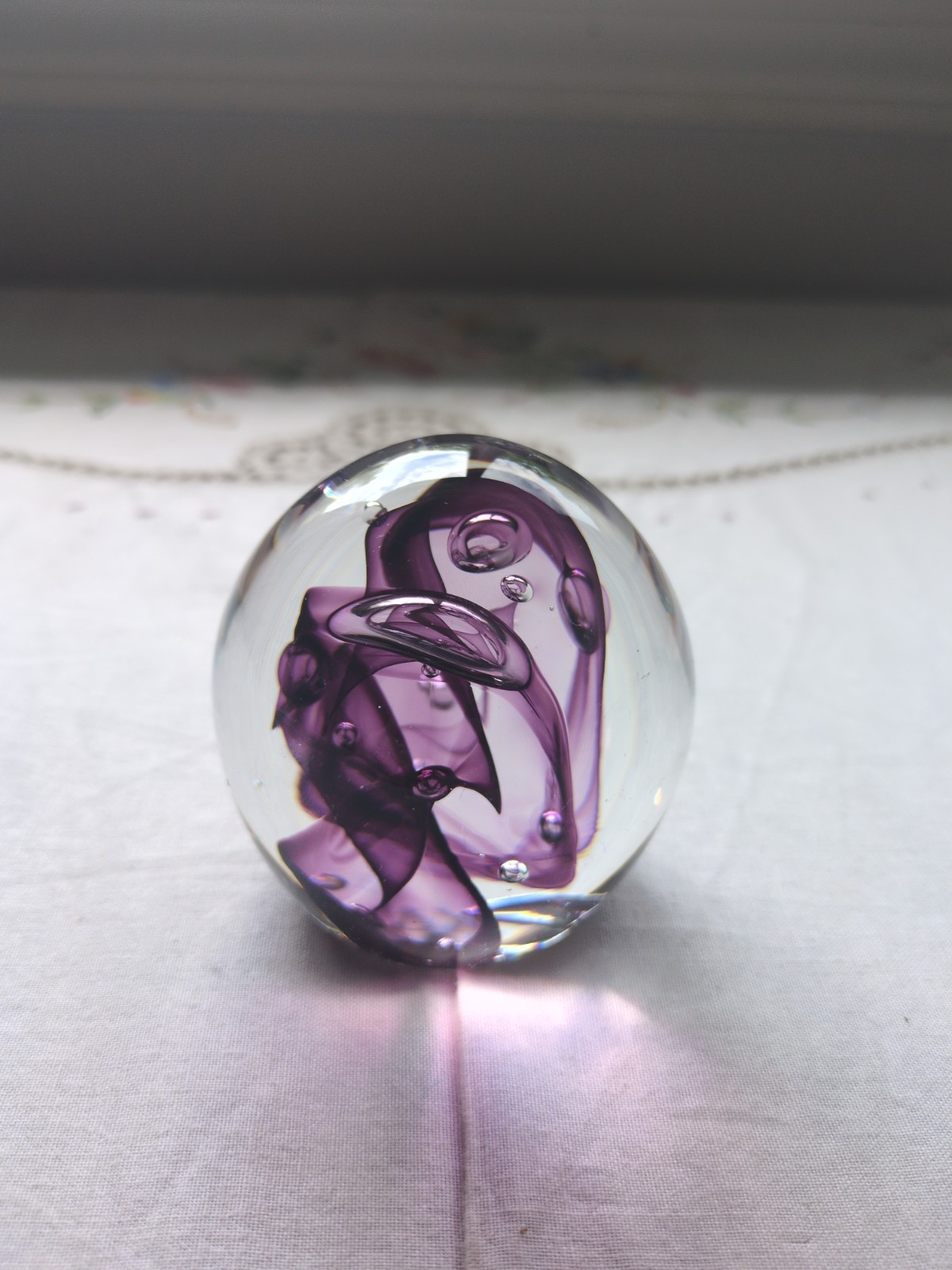 Jim Karg Amethyst Swirl, Bubble Art Glass Paperweight, Signed, 3″