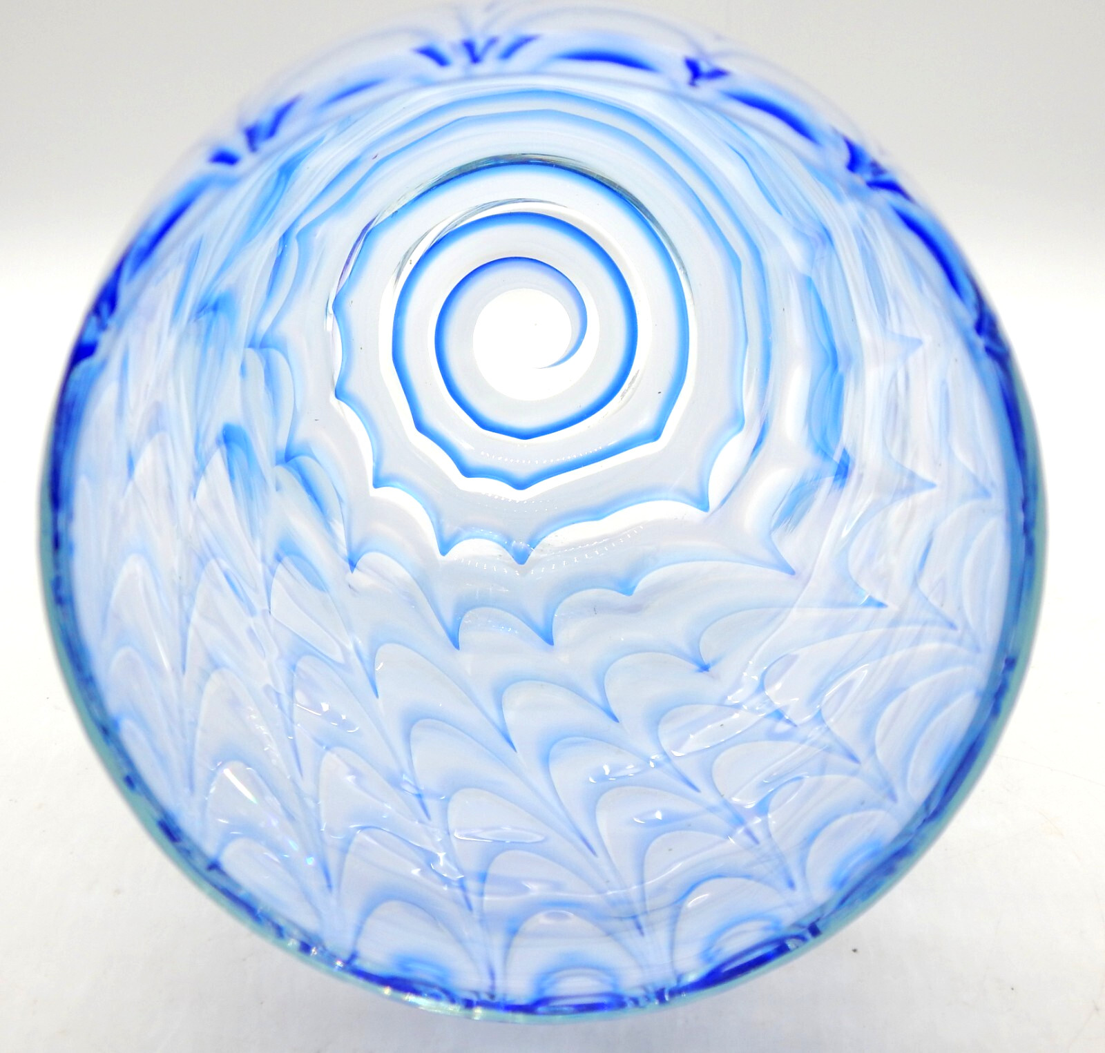 TARNOWIEC ART GLASS Heavy HAND-BLOWN Blue White 14″ Vase Made In POLAND