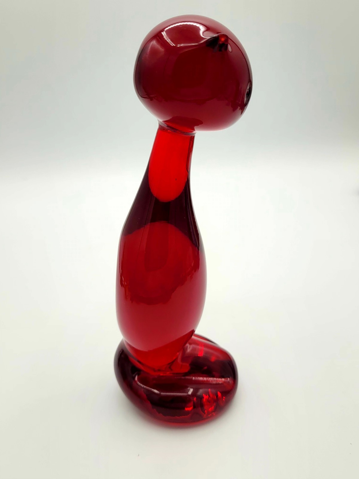 Viking Rainbow Glass Company Royal Ruby Red Hand Blown Glass Cat 6.75 Figurine