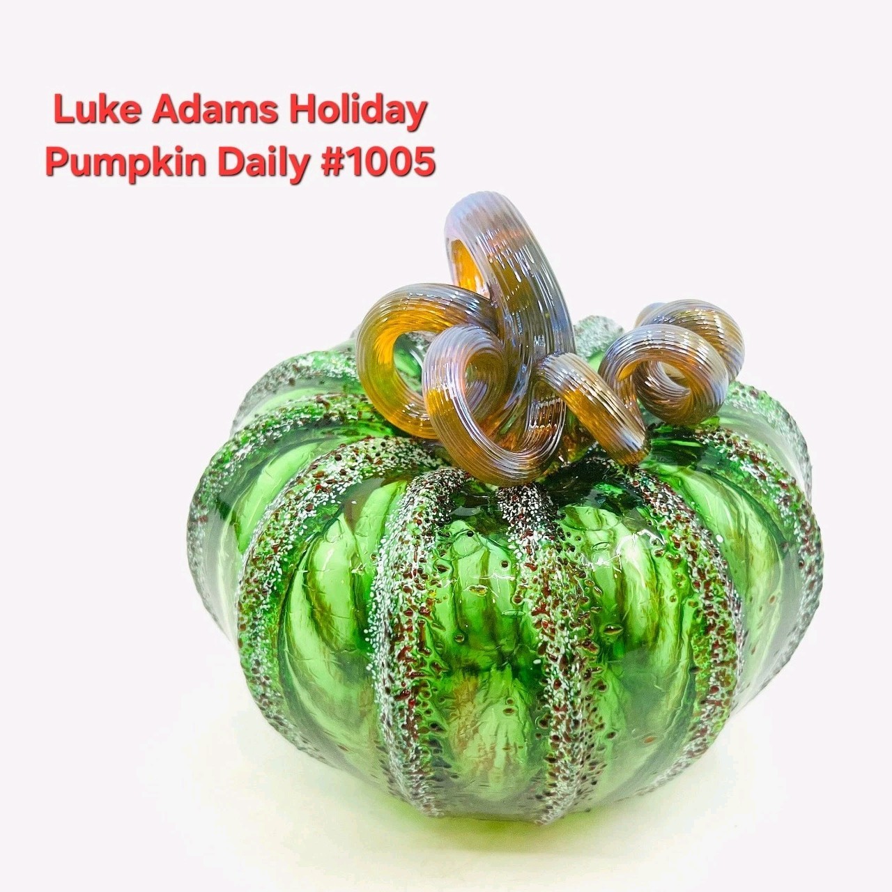 Luke Adams Glassblowing Studio Holiday Glass Pumpkin #1005, Squat Size