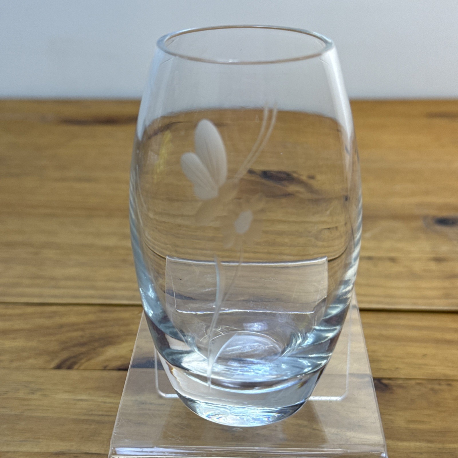 Contemporary Clear Glass Vase Etched Butterfly Floral Design Heavy Base