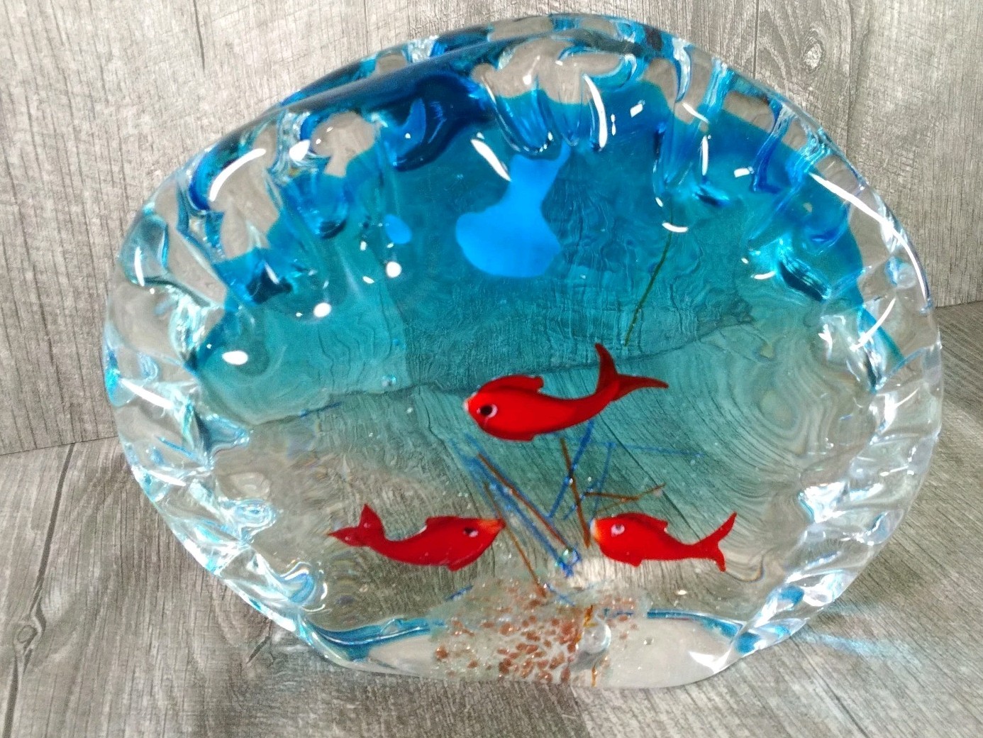 MURANO FISH AQUARIUM Gold Flakes Paperweight Murano Paper Label, Colorful 5″X6″